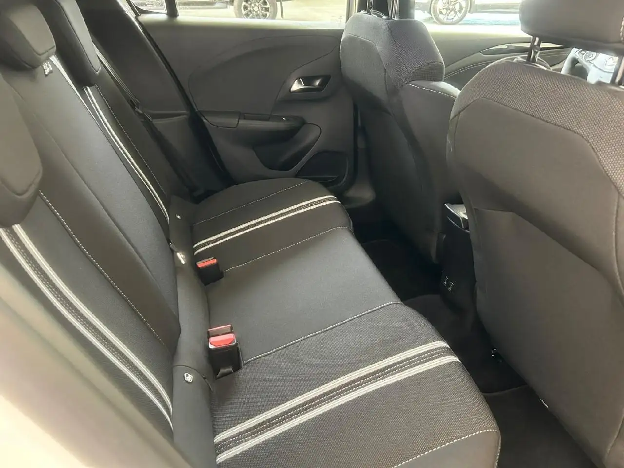 Opel Corsa GS Line Winterp. Kamera Carplay — معرض صور السيارة 13