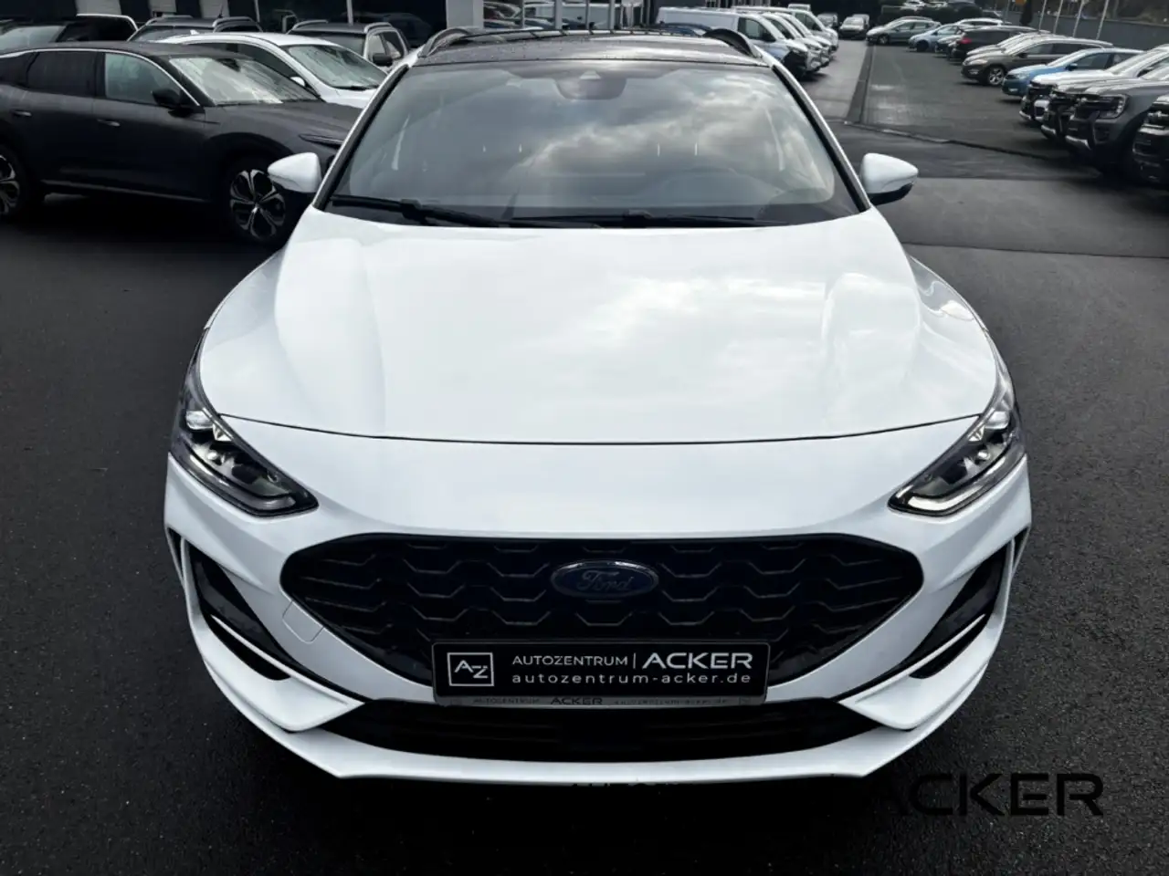Ford Focus ST-Line X Turnier AT7 PSD/LED/aAHK -43%* — Vehicle gallery 4