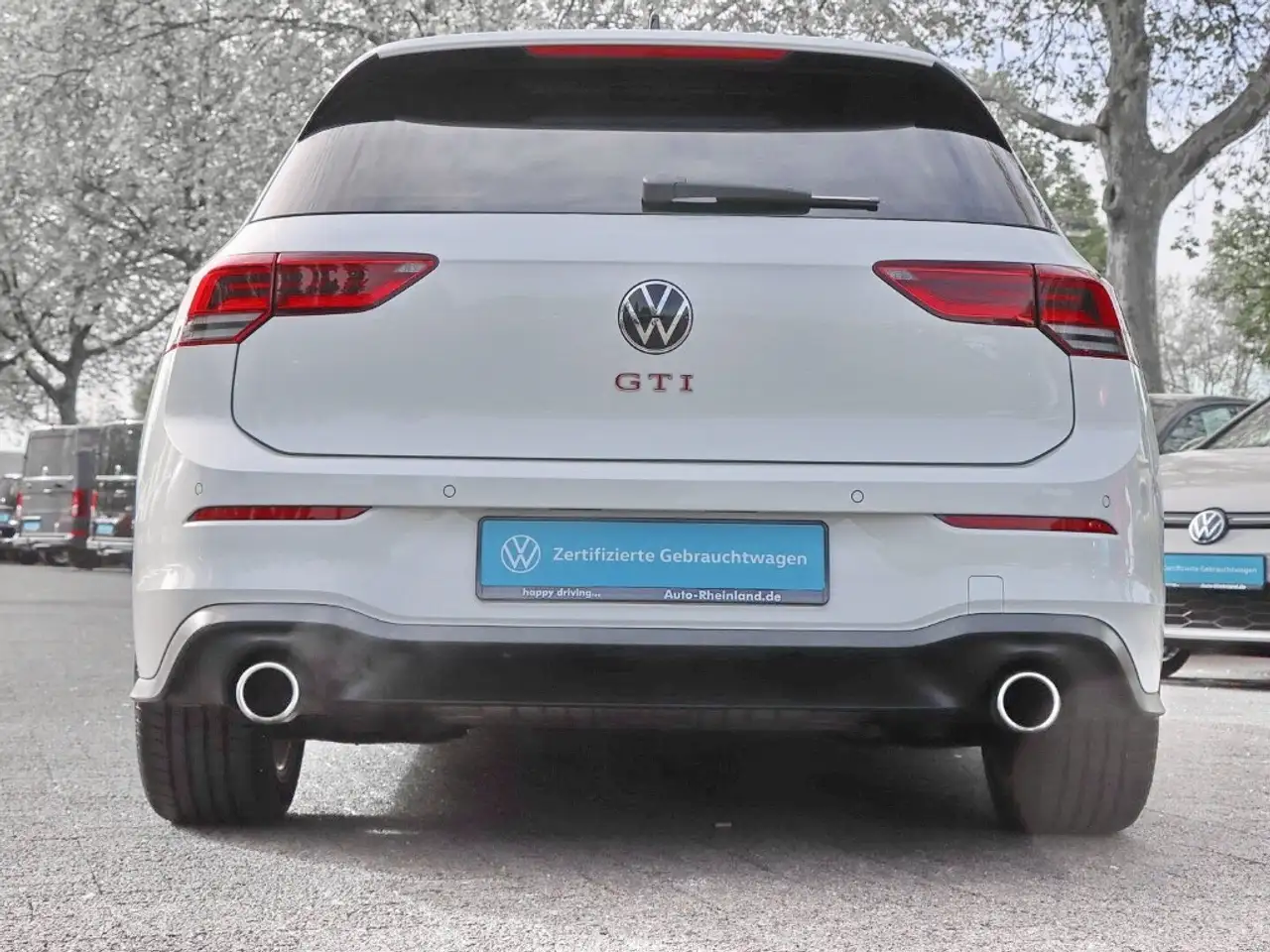 Volkswagen Golf GTI VIII 2.0 TSI OPF DSG LED/PDC/SITZHZ/RADIO APP — معرض صور السيارة 5