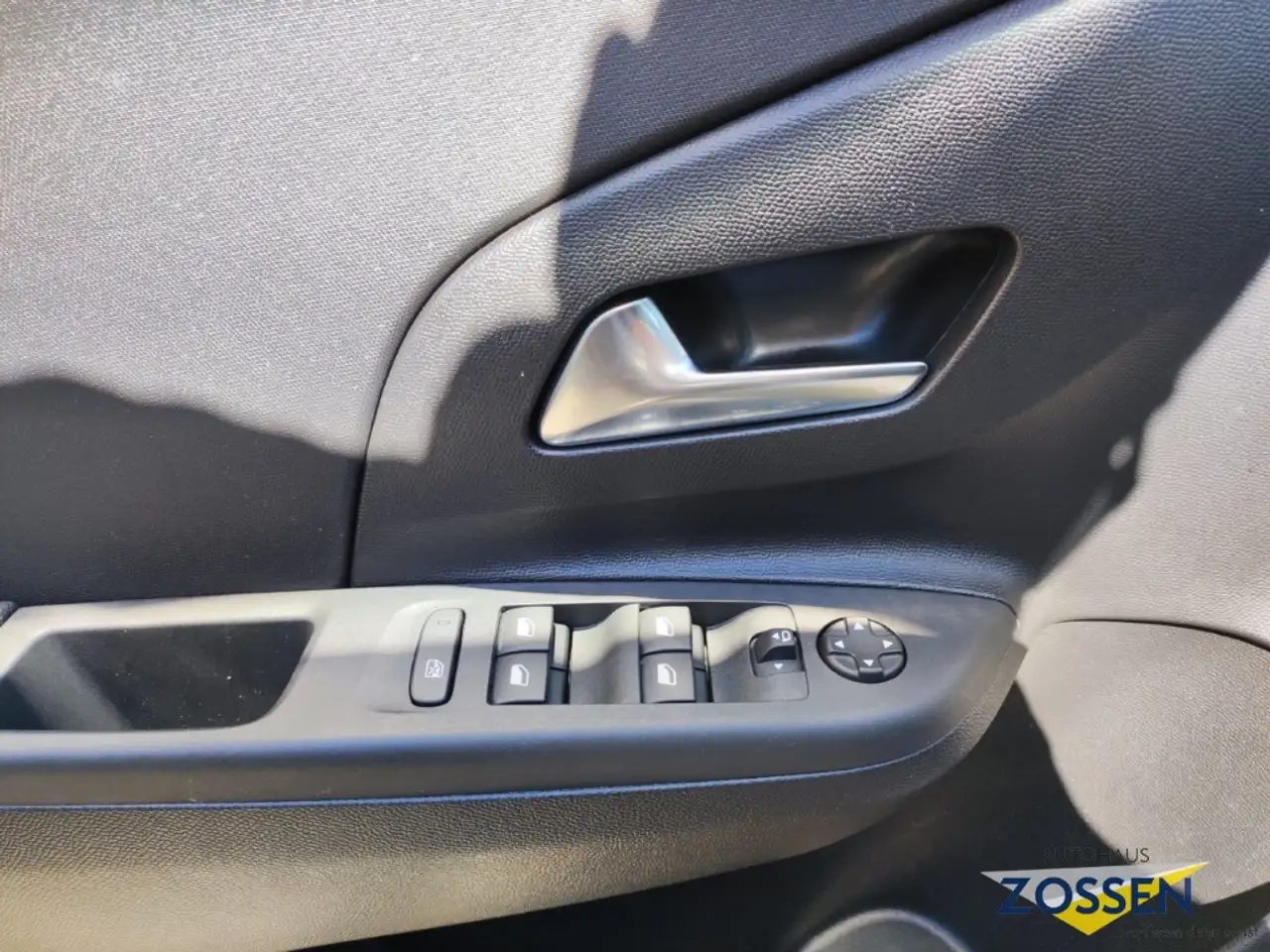 Opel Corsa Edition+Apple CarPlay+DAB+SHZ+Lenrad.Hzg+Rückfahrk — Galerie du véhicule 15