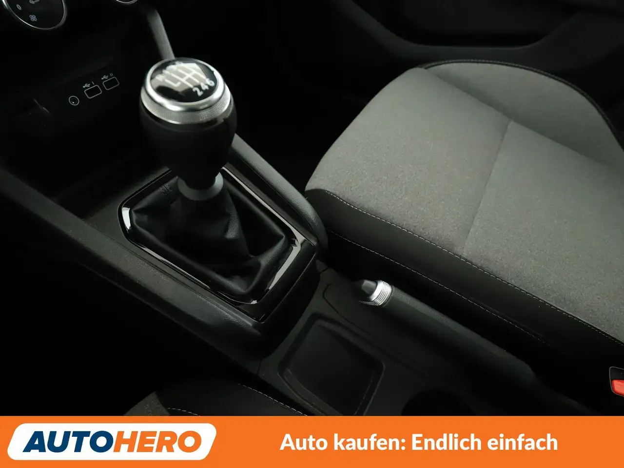 Renault Clio 1.0 TCe Evolution *LED*TEMPO*PDC*SHZ*ALU* — Galerie du véhicule 24