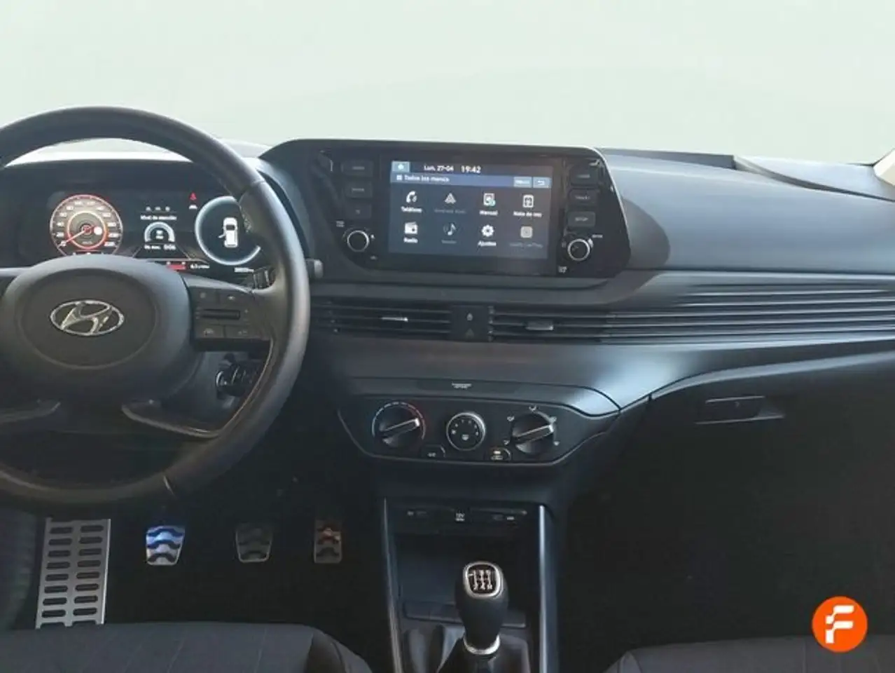 Hyundai BAYON 1.2 MPI Maxx — معرض صور السيارة 12