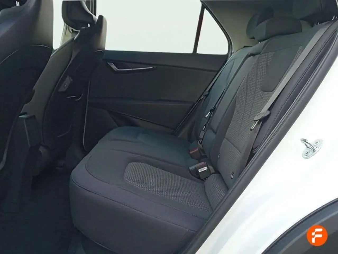 Kia Niro E-Niro Smart Edition — معرض صور السيارة 19