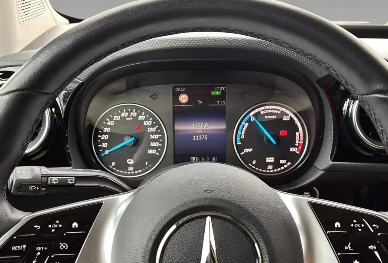 Mercedes-Benz EQT Largo 90kW — Galerie du véhicule 12