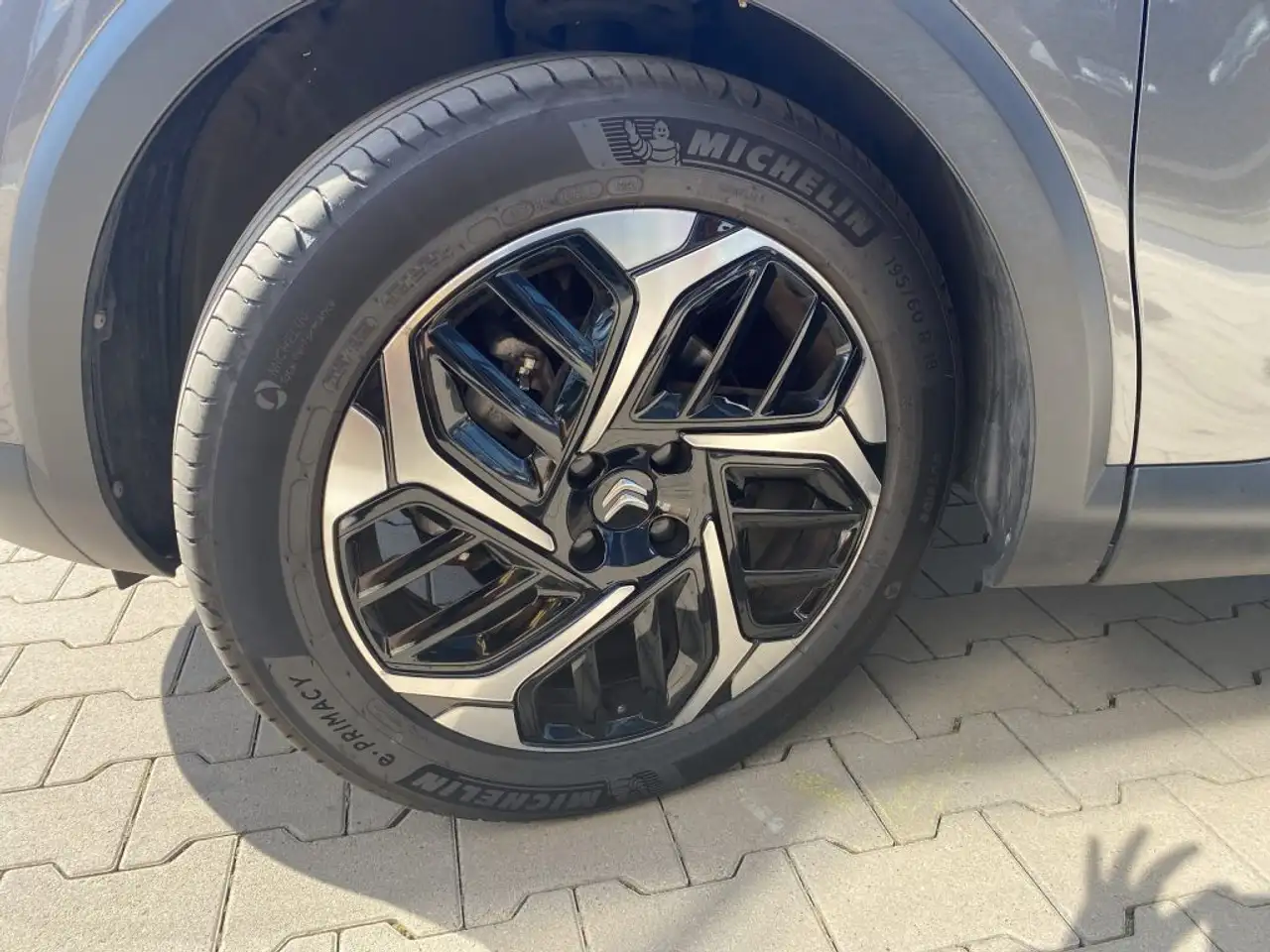 Citroen C4 PureTech 130 Stop&Start EAT8 MAX *Alcantara* — Vehicle gallery 7