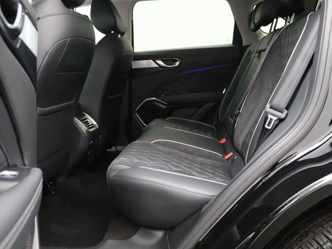 GWM WEY 03 WEY 03 Plug-in Hybrid LUXURY / Navi, 360°, HuD — Galerie du véhicule 8