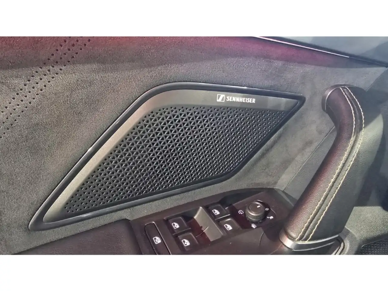 CUPRA Formentor 1.5 eTSI 110kW (150PS) 7-Gang DSG Sennheiser, Memo — Vehicle gallery 11