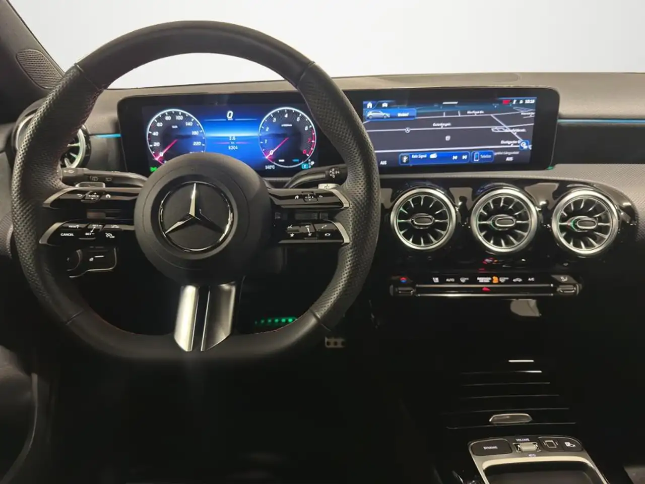 Mercedes-Benz A 200 AMG *Adv.Plus*Winter-P*AHK*Lader.-P*Park-P — معرض صور السيارة 11