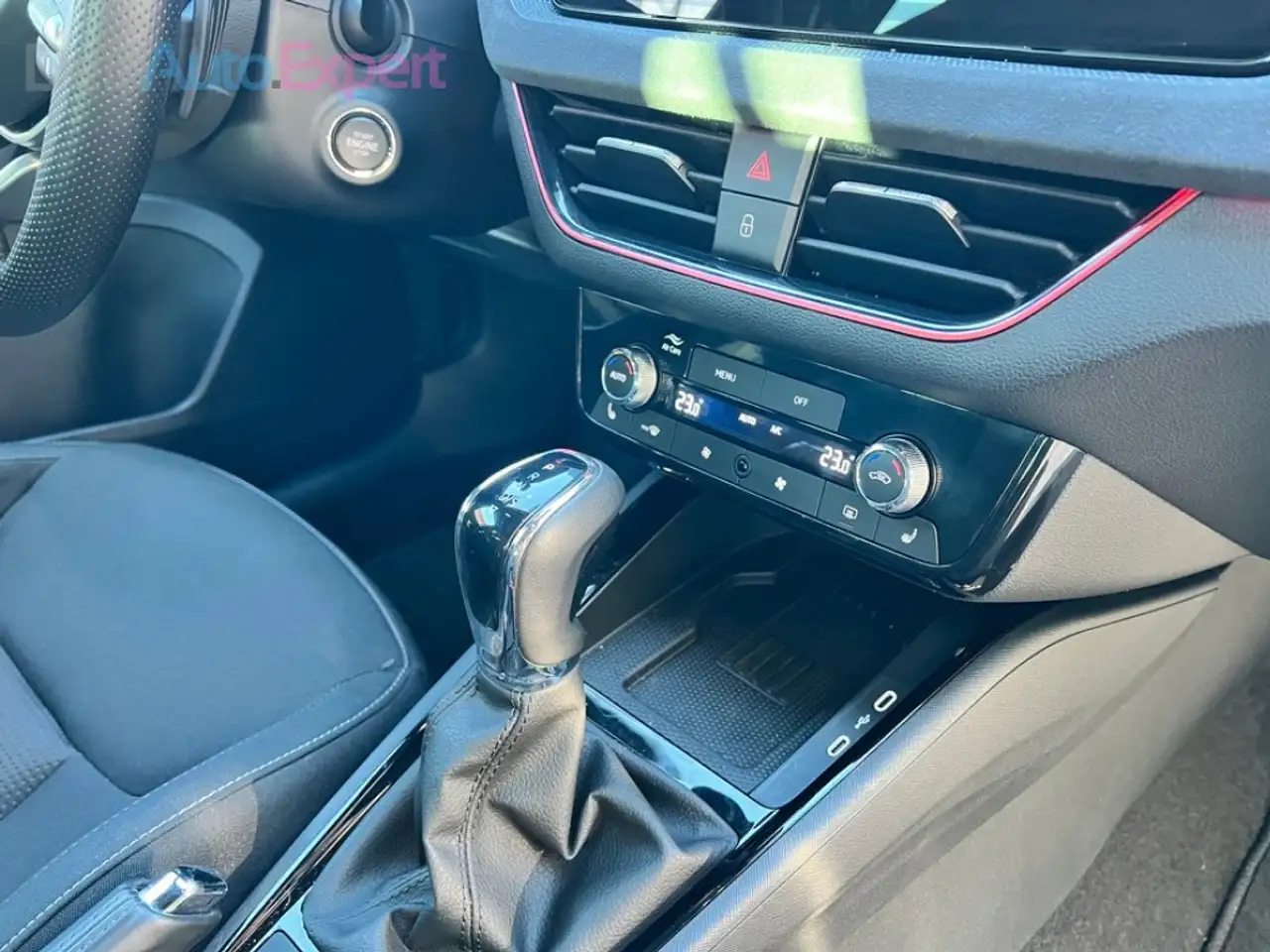 Skoda Scala TSI DSG Selection *Matrix-LED*4x SHZG*AHK-Vorb*Navi*AppleCarPlay*PhoneBox*Klimaautom.*uvm. — Galerie du véhicule 14