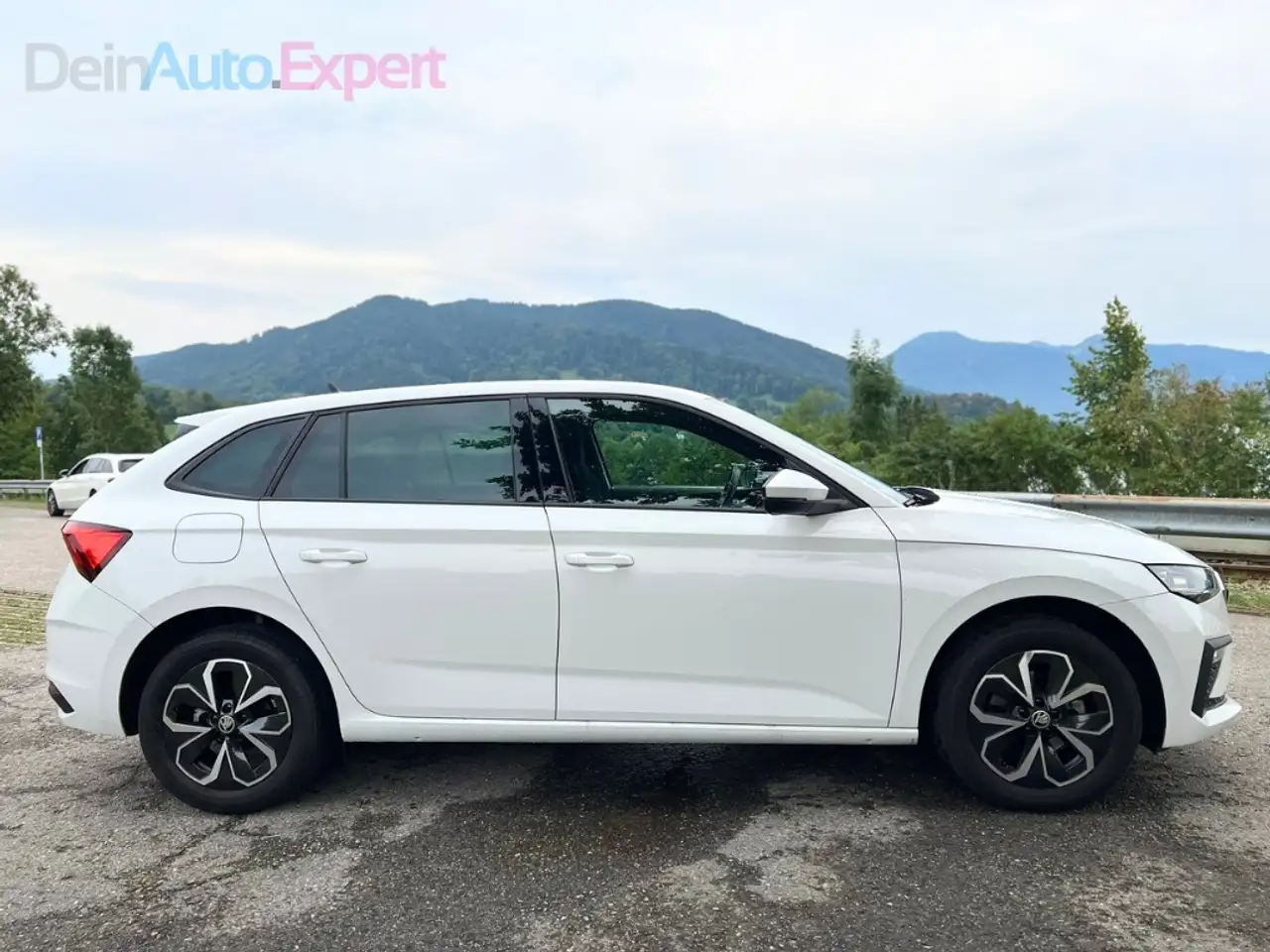 Skoda Scala TSI DSG Selection *Matrix-LED*4x SHZG*AHK-Vorb*Navi*AppleCarPlay*PhoneBox*Klimaautom.*uvm. — Galerie du véhicule 7