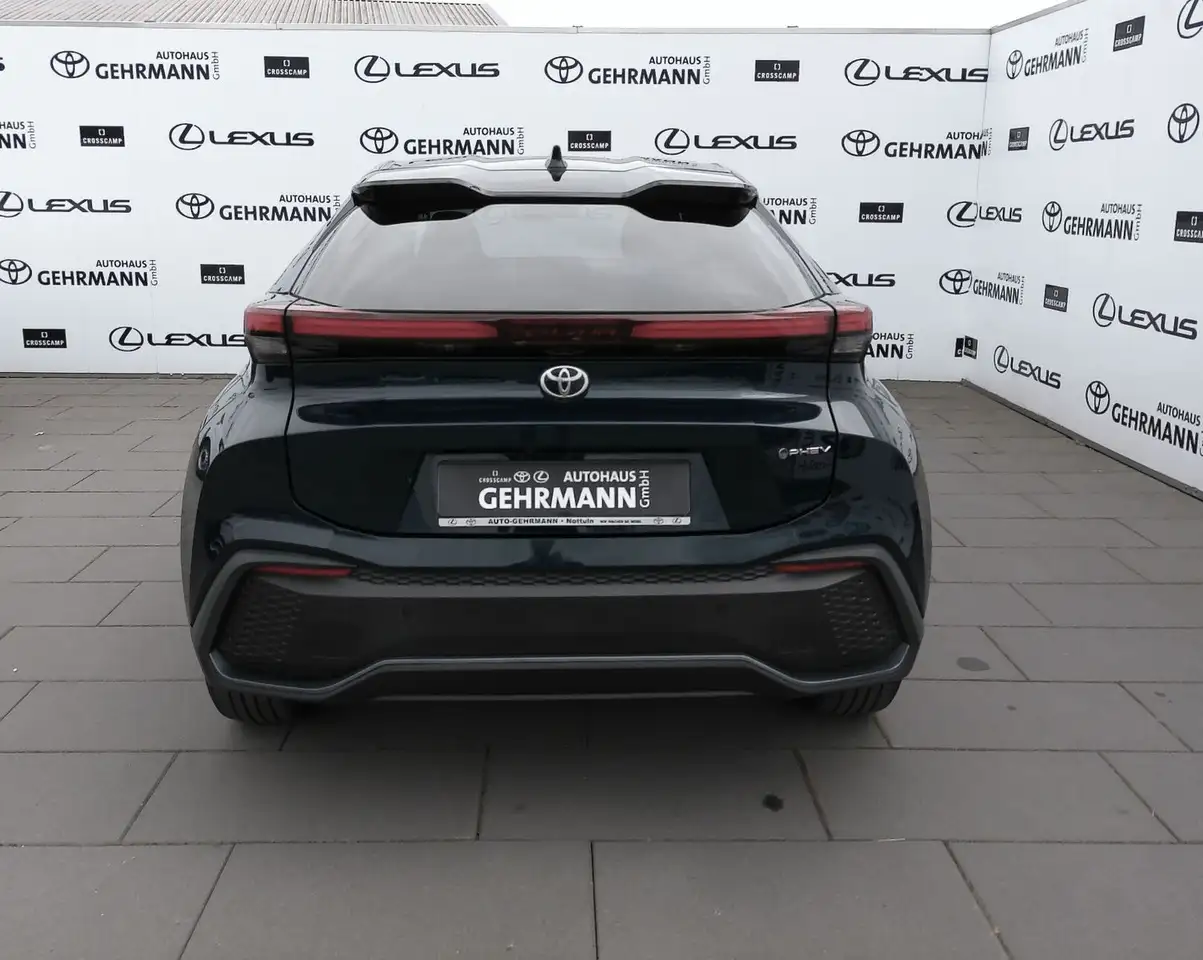 Toyota C-HR Plug-In Hybrid FWD Team Deutschland — معرض صور السيارة 4