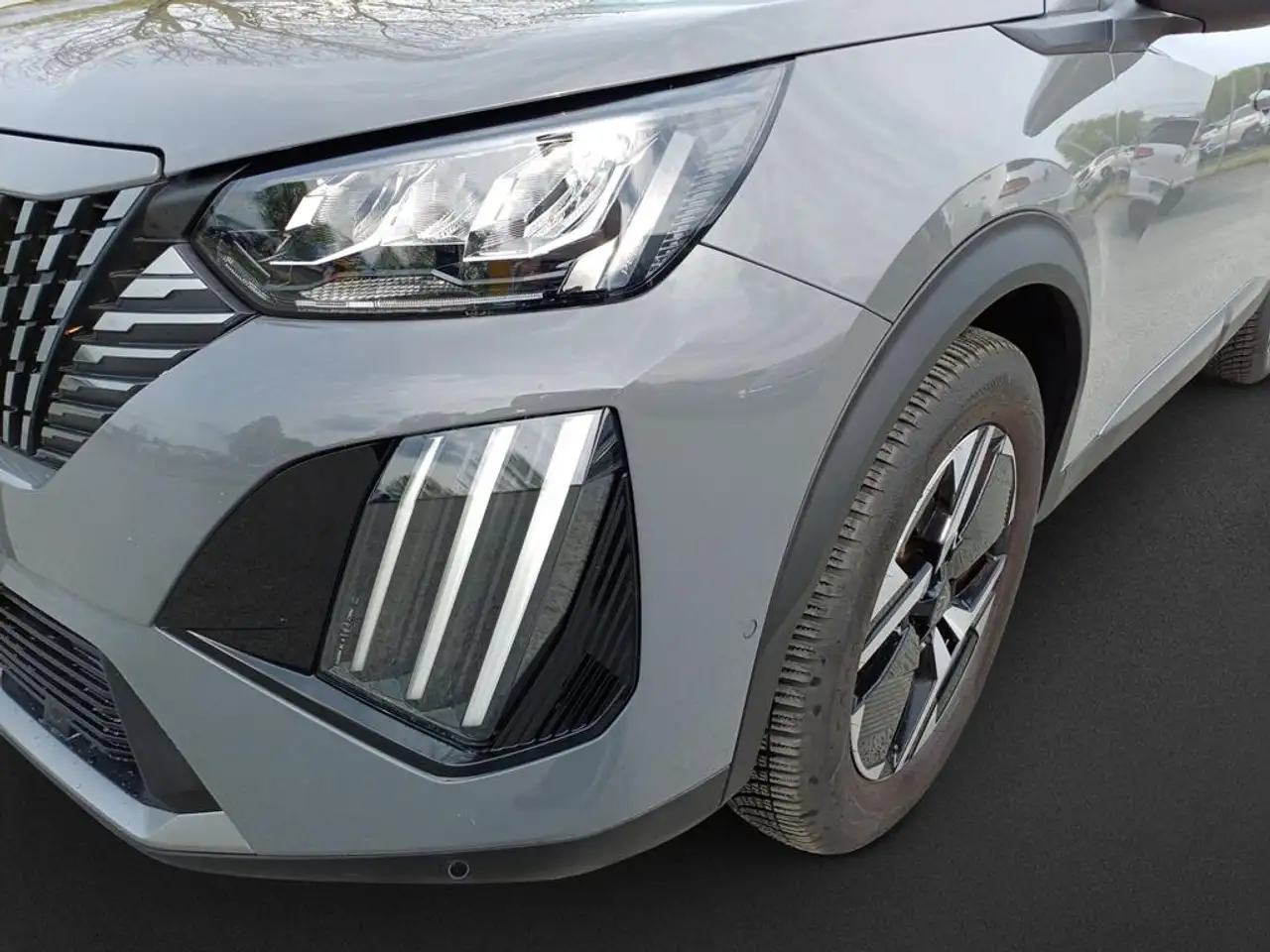 Peugeot 2008 Allure LED KAMERA SITZHZG GJR ACC — Vehicle gallery 9