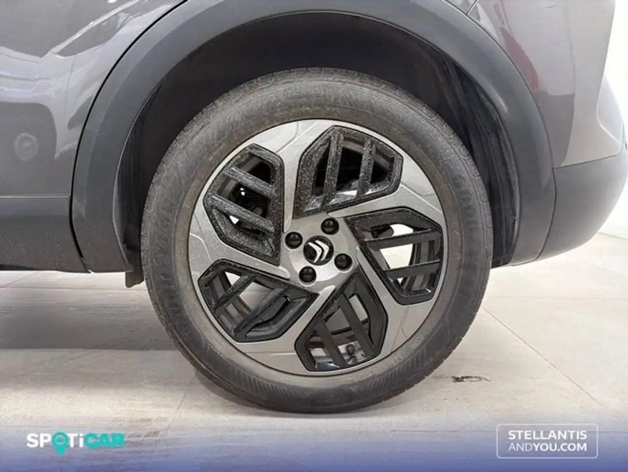 Citroen C4 BlueHDi 130 S&S EAT8 Plus — معرض صور السيارة 11