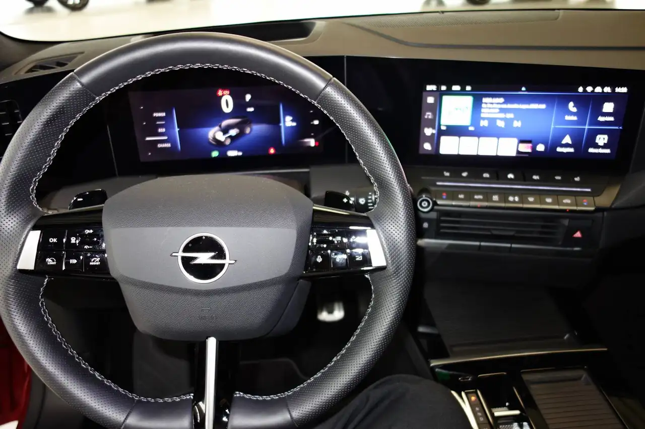 Opel Astra ST 1.2 Mildhybrid Matrixlicht,AGR,Head-Up-Display,Soundsystem — Galerie du véhicule 6