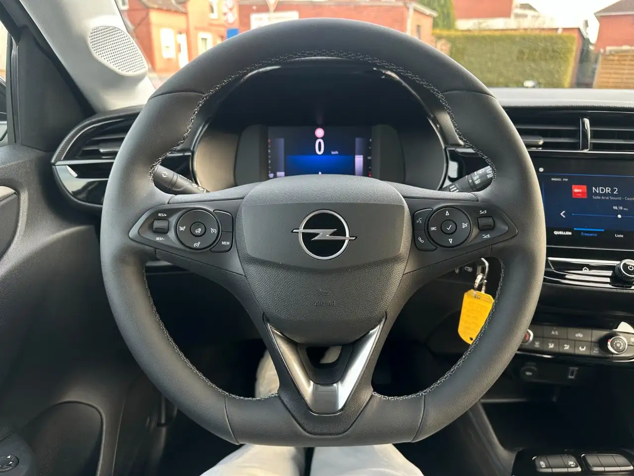 Opel Corsa F Edition Kamera/Sitzhzg./ — معرض صور السيارة 10