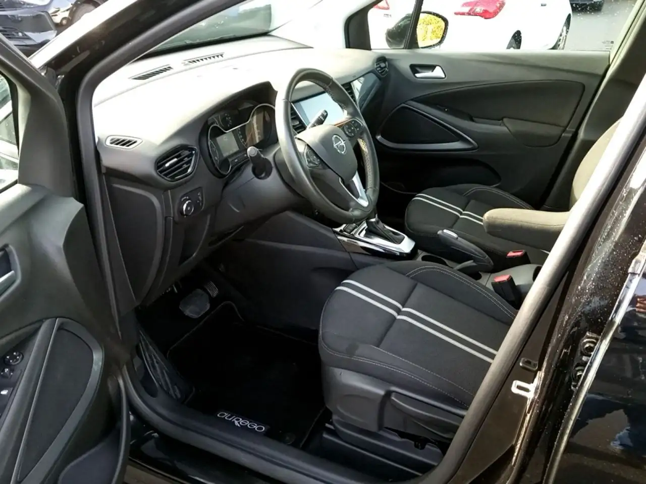 Opel Crossland Elegance — معرض صور السيارة 9