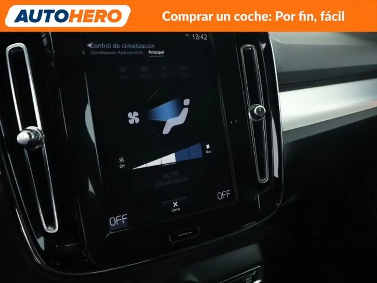 Volvo XC40 1.5 T2 Core 2WD — Vehicle gallery 17