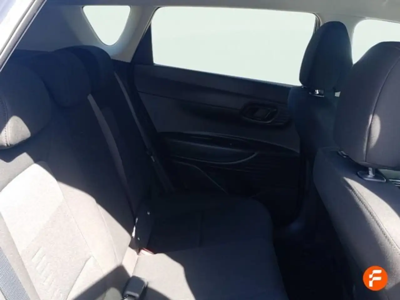 Hyundai BAYON 1.2 MPI Klass — معرض صور السيارة 15