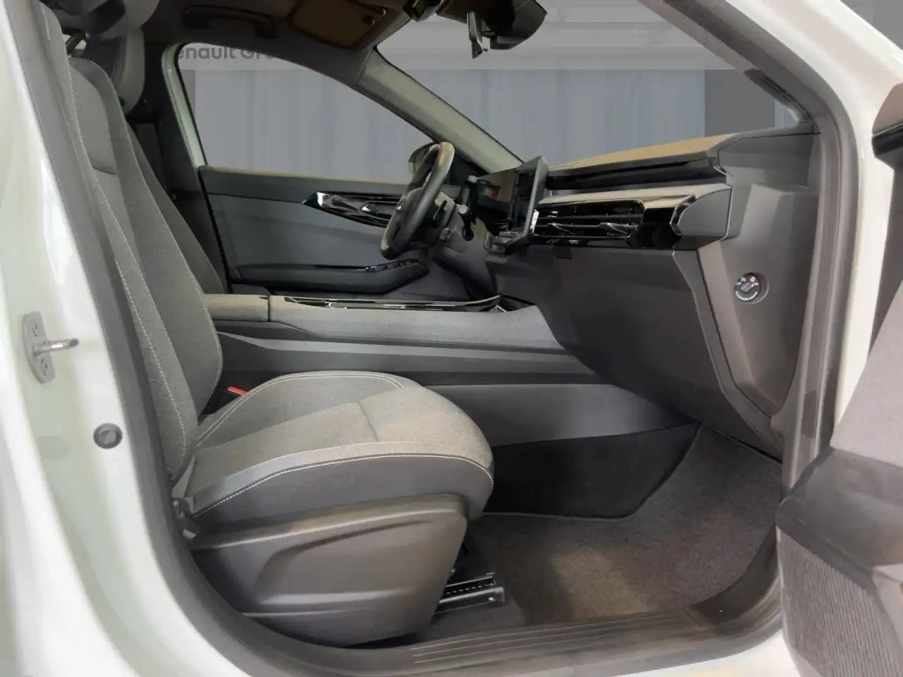 Renault Austral Evolution Mild Hybrid 160 Automatik — Galería del vehículo 8