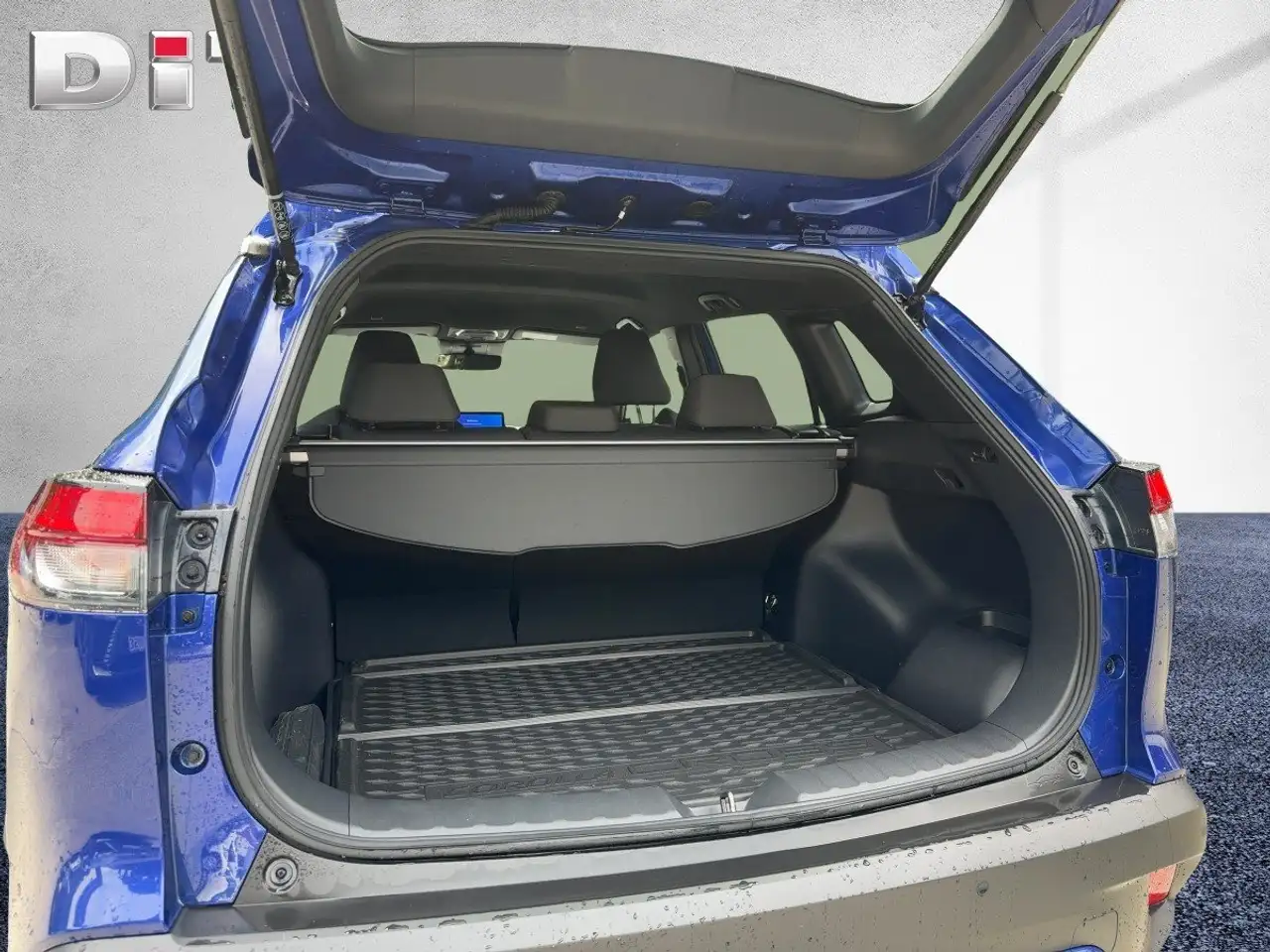 Toyota Corolla Cross 2.0 D Team Deutschland ACC+LED+SHZ — معرض صور السيارة 8
