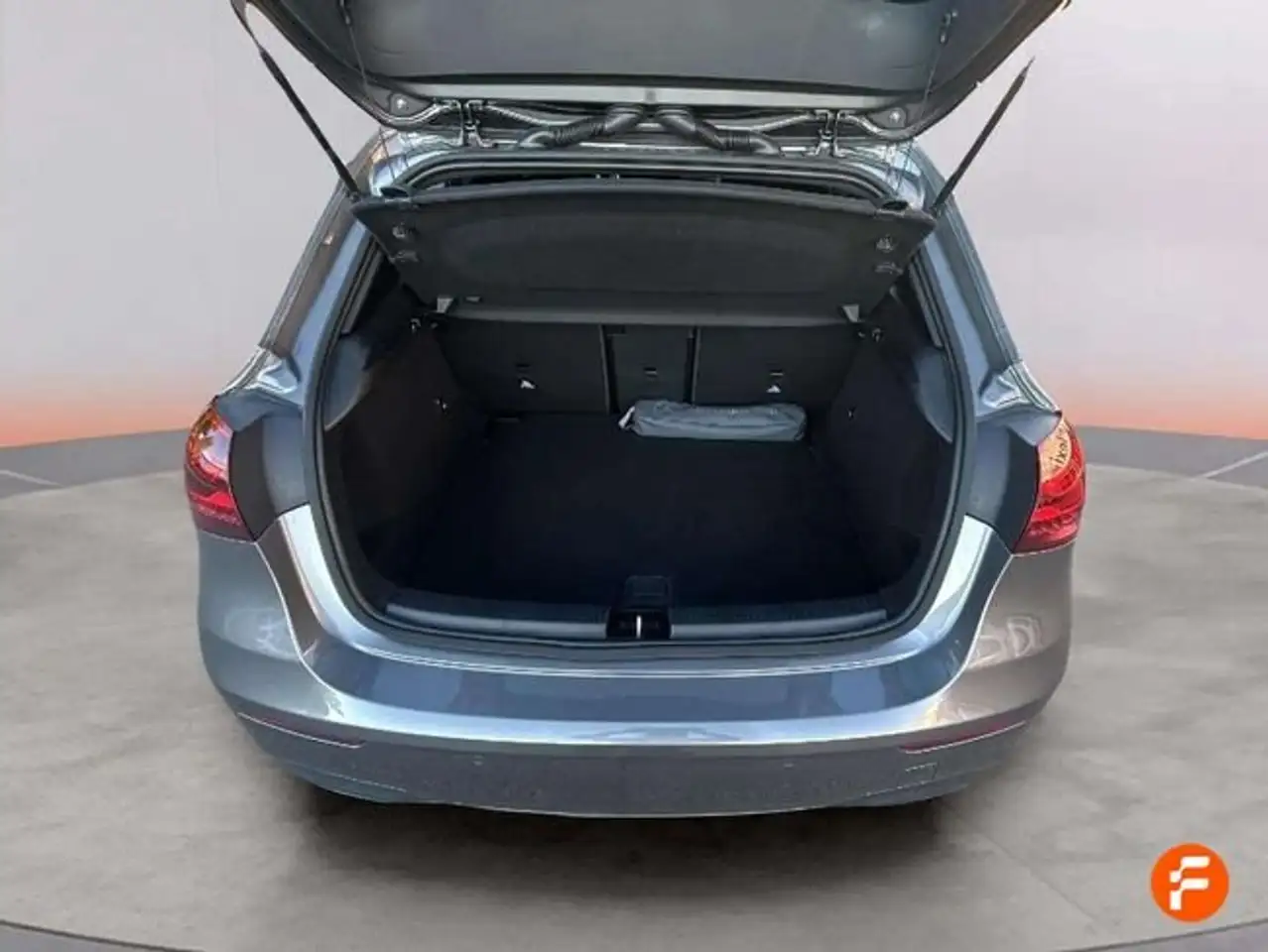 Mercedes-Benz A 180 — Galería del vehículo 25
