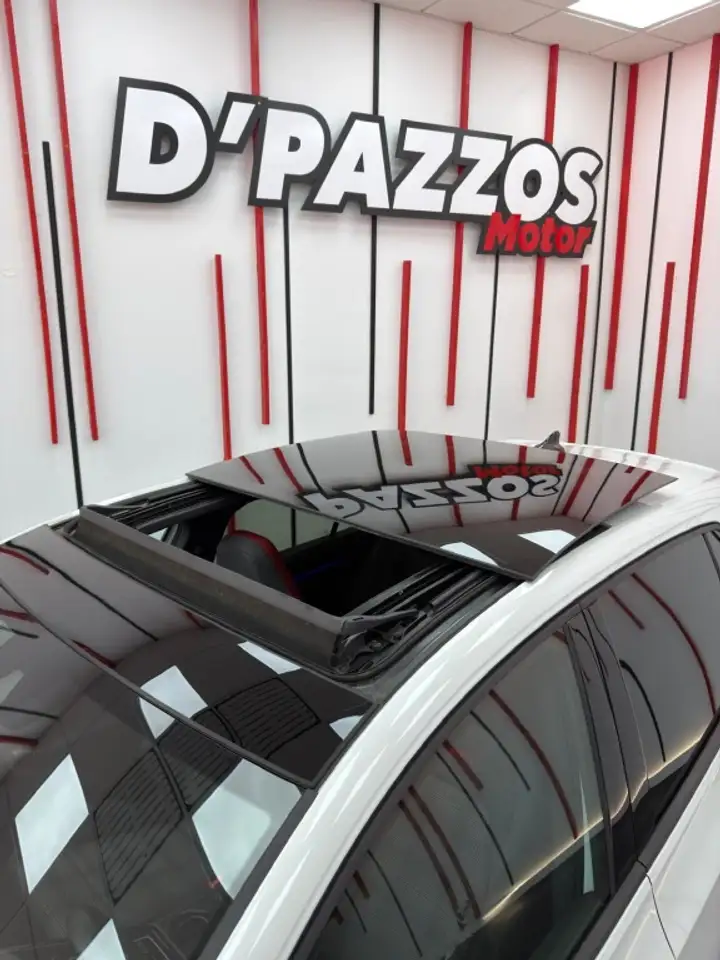 Volkswagen Golf GTI 2.0 TSI DSG 180kW — Galería del vehículo 3