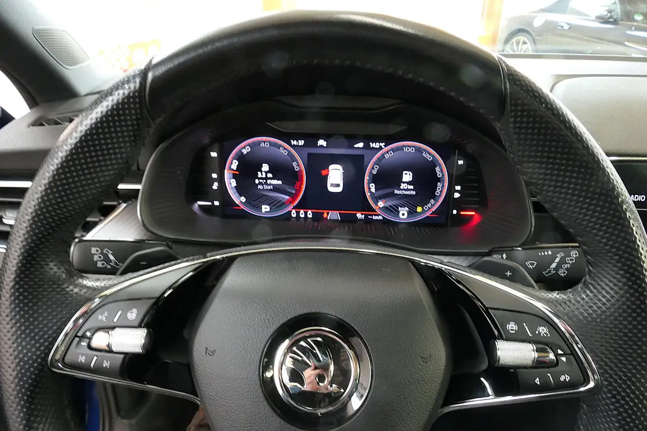Skoda Scala 1.0 TSI DSG "Monte Carlo" MATRIX*PANO*CAM*SHZ* — Galería del vehículo 20