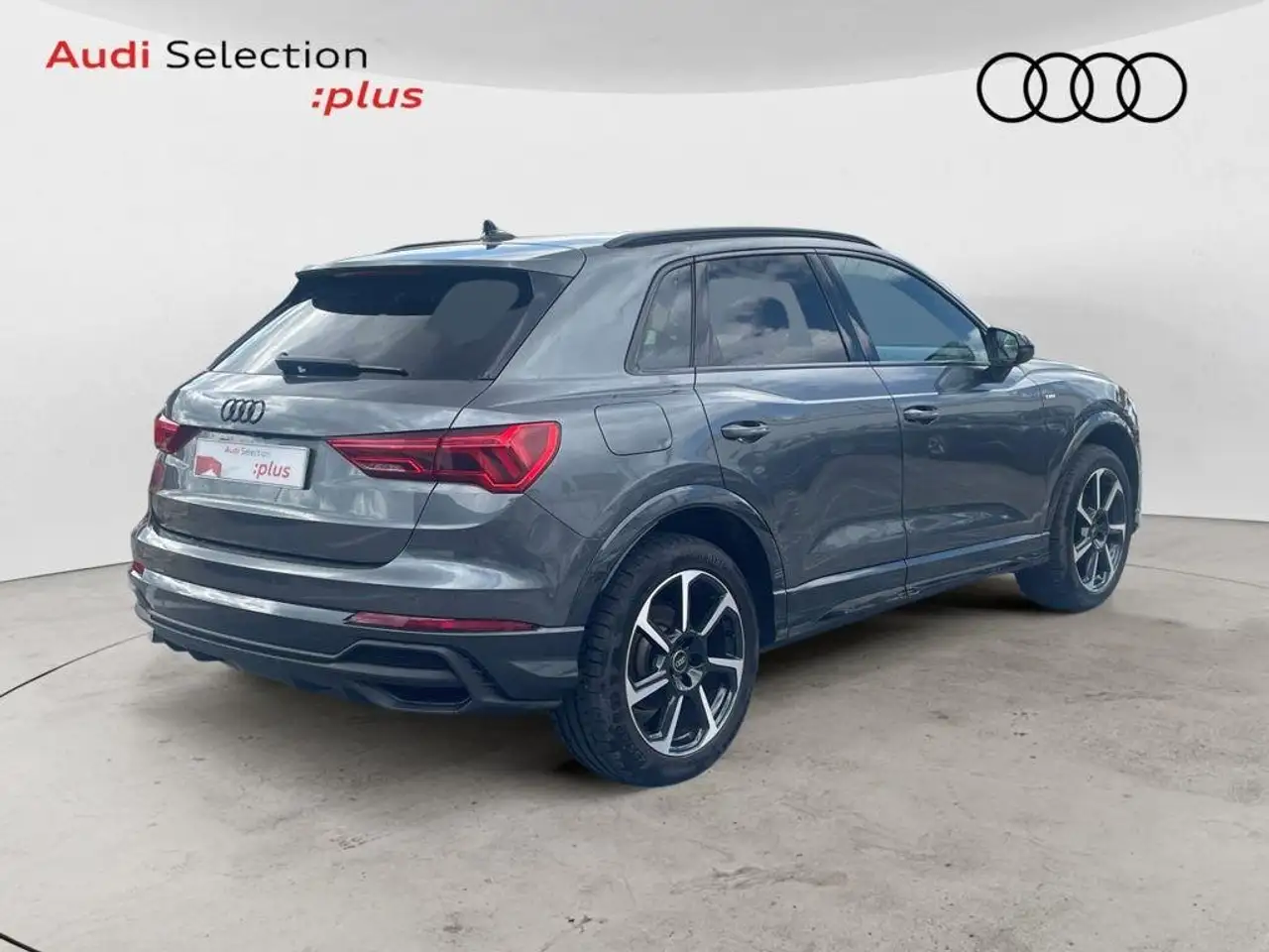 Audi Q3 35 TFSI Black line S tronic — Galerie du véhicule 4