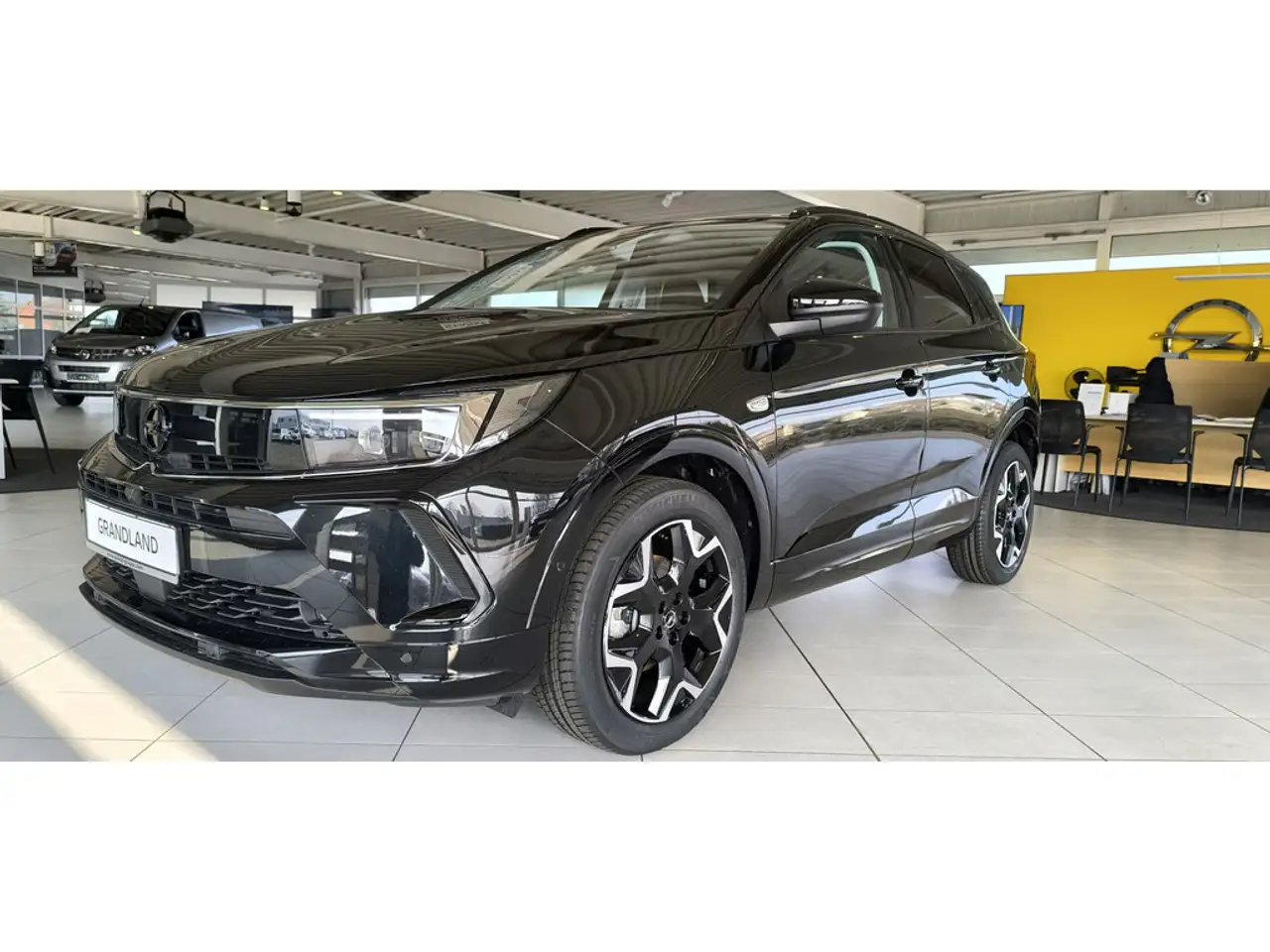 Opel Grandland 1.2 GS Line PDC AHK MATRIX-LED 360° — Stendal