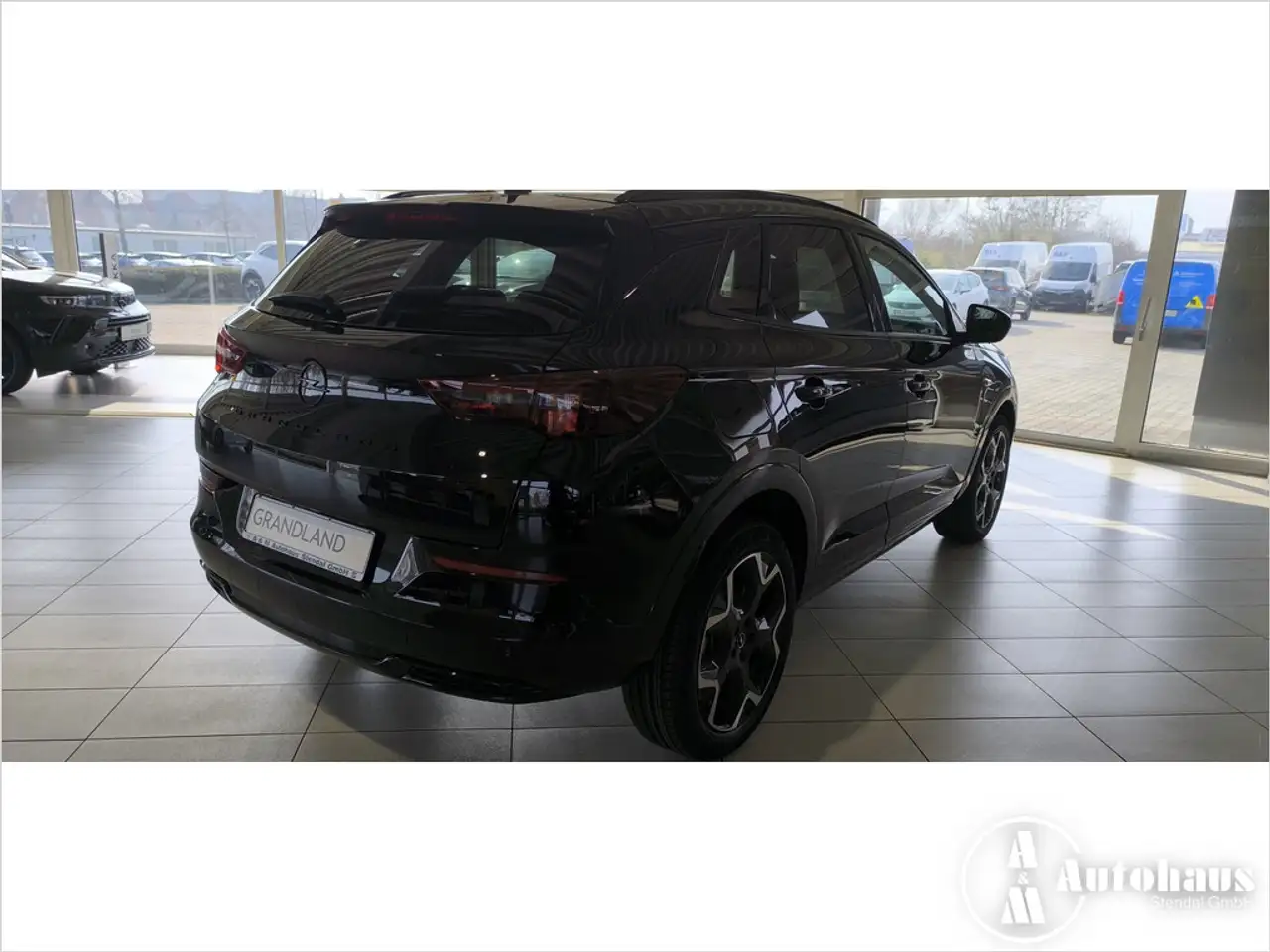 Opel Grandland 1.2 GS Line PDC AHK MATRIX-LED 360° — معرض صور السيارة 3