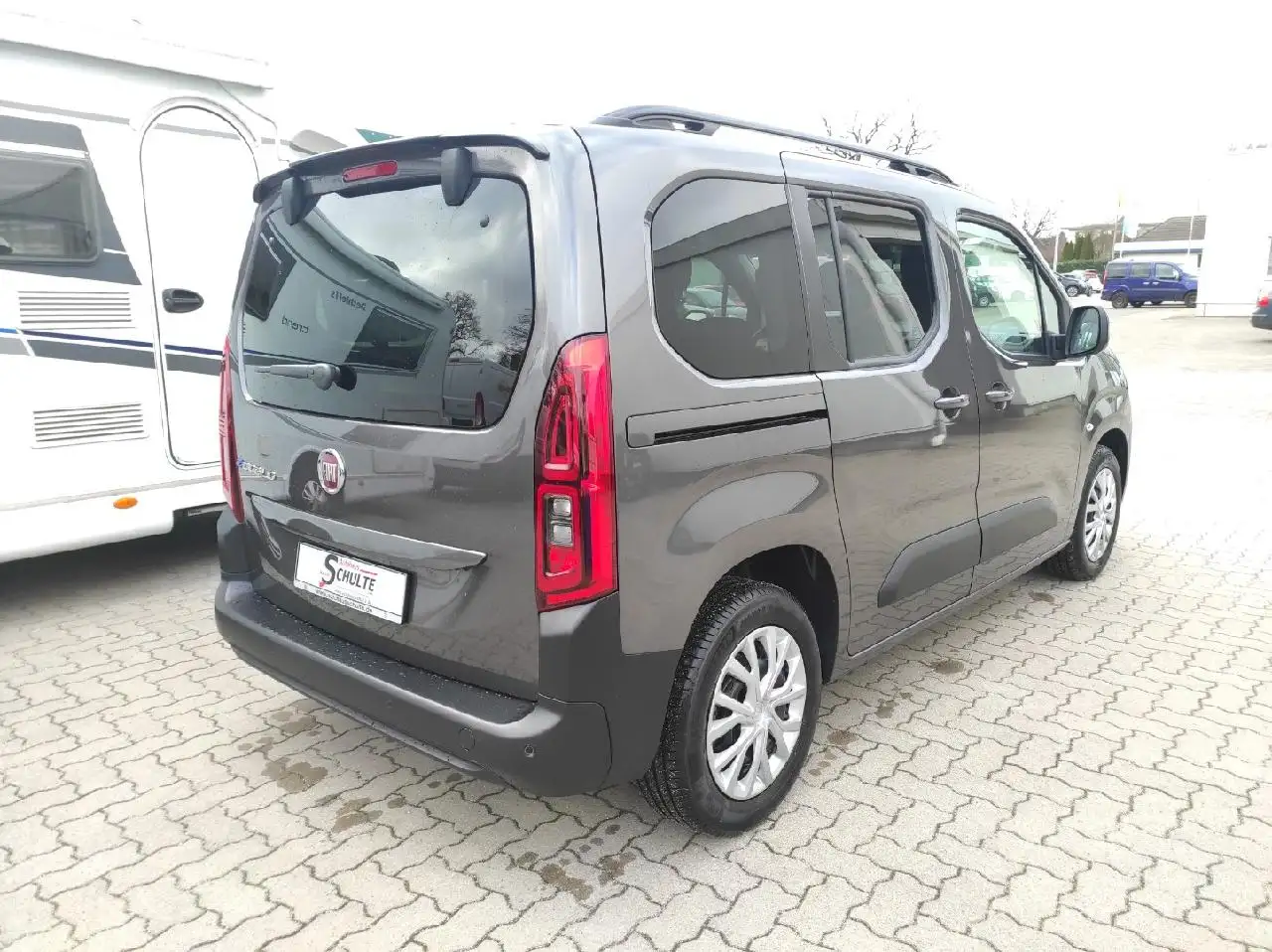 Fiat E-Doblo Launch Edition 100 kW — Galerie du véhicule 4