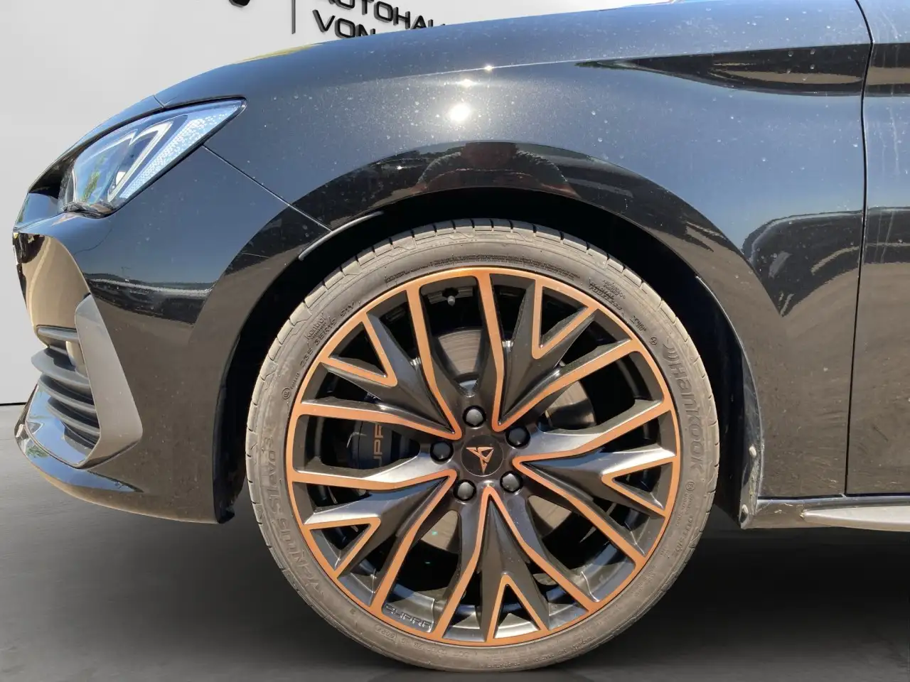 CUPRA Leon TSI DSG VZ 5JGar Navi SHZ Keyless Totwinkel — Galería del vehículo 8