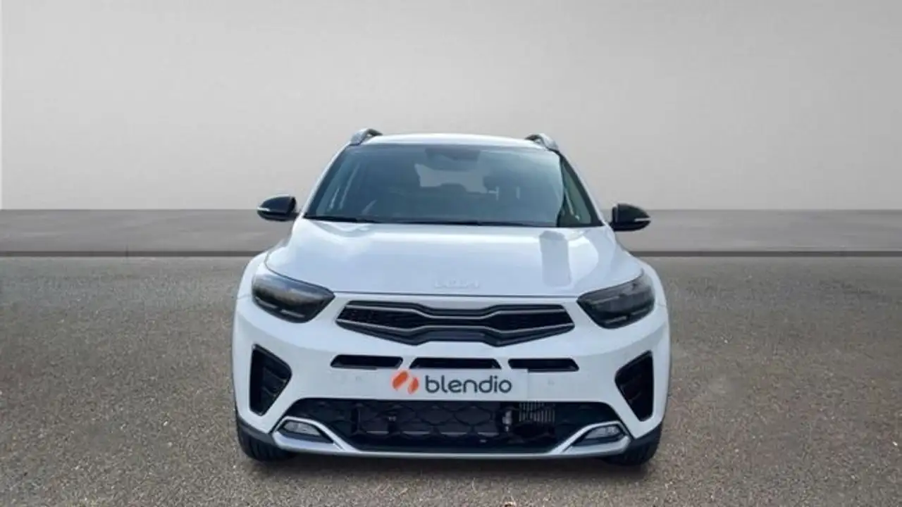 Kia Stonic 1.0 T-GDI MHEV IMT 74KW GT LINE DCT 100CV 5P — Galerie du véhicule 4