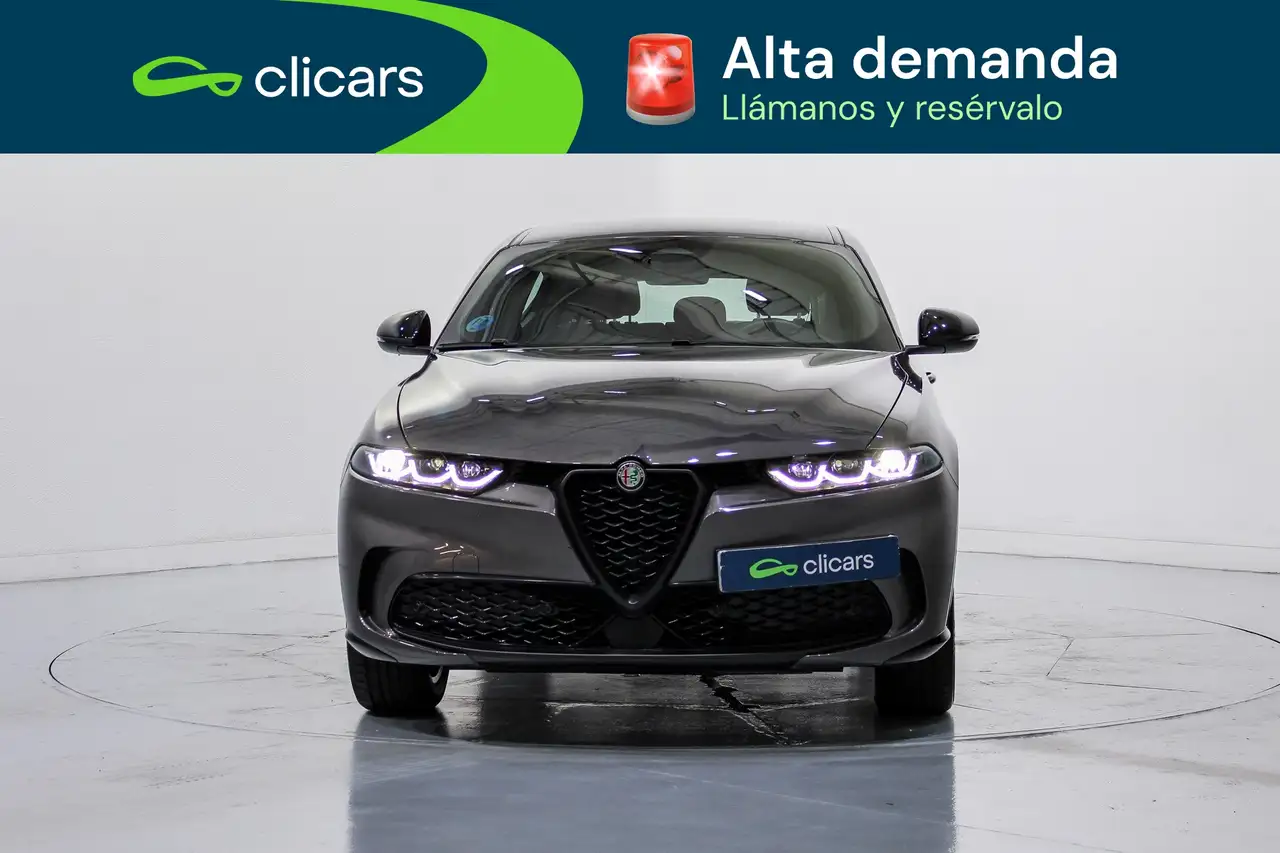 Alfa Romeo Tonale 1.5 MHEV Super FWD — Vehicle gallery 2