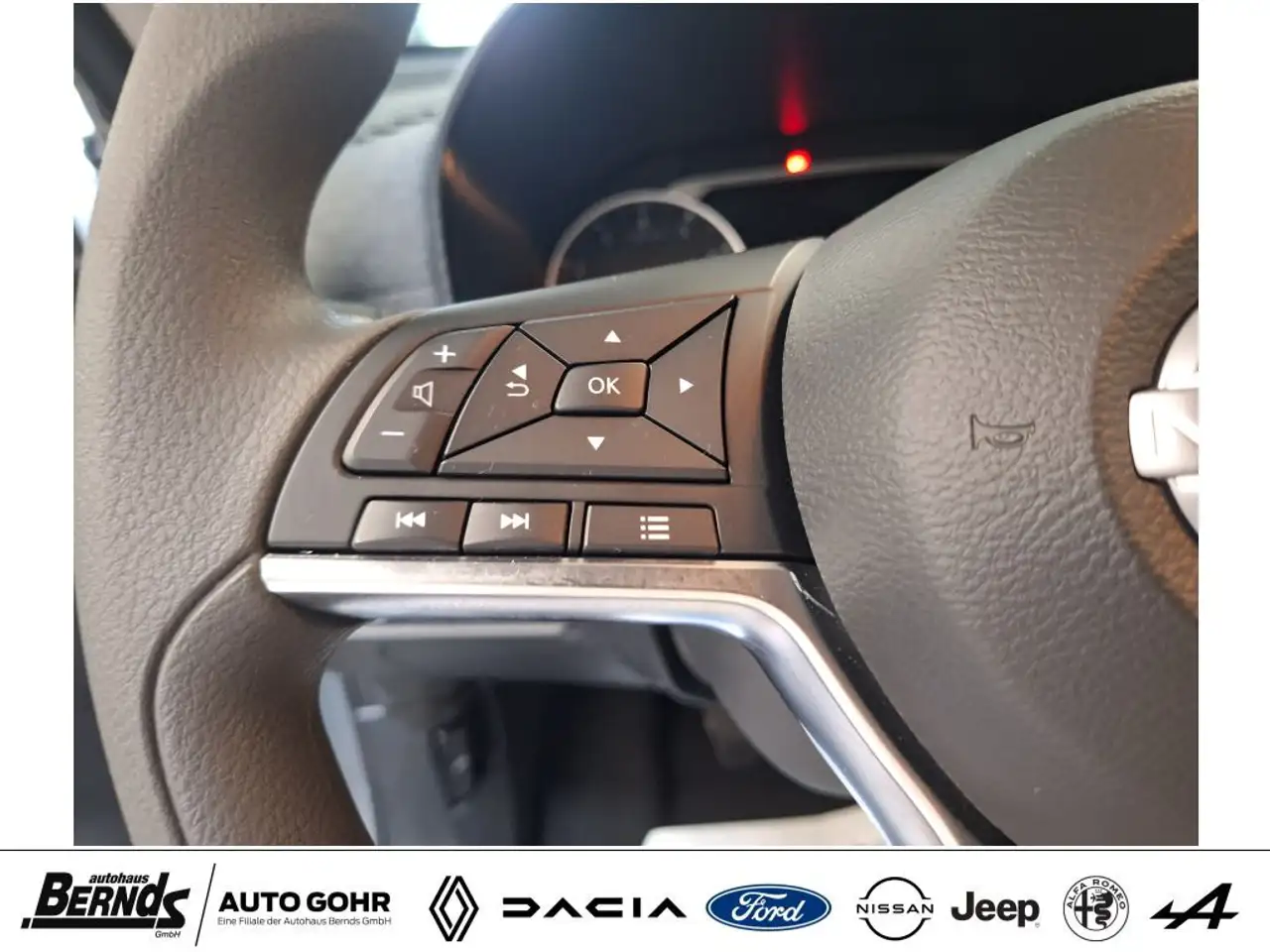 Nissan Juke 1.0 DIG-T Acenta NissanConnect NAVIG. Voll-LED — Galería del vehículo 12