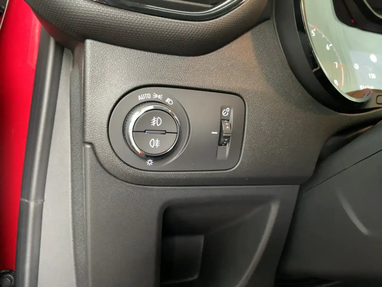 Opel Crossland AT6 Elegance LED/Navi/Ergo/PDC/Kamera — Galerie du véhicule 14