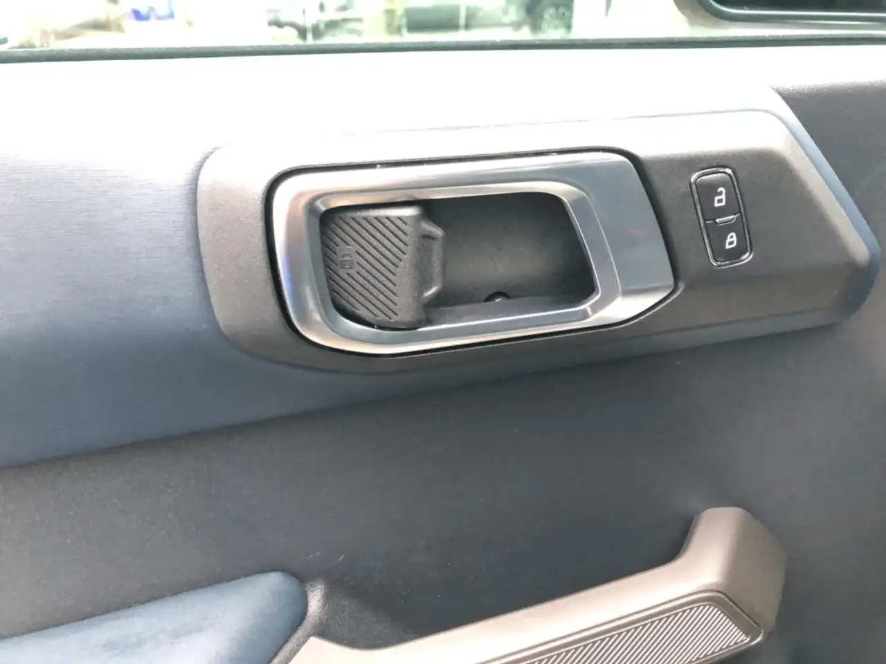 Ford Bronco 2.7 EcoBoost V6 Outer Banks — Vehicle gallery 10
