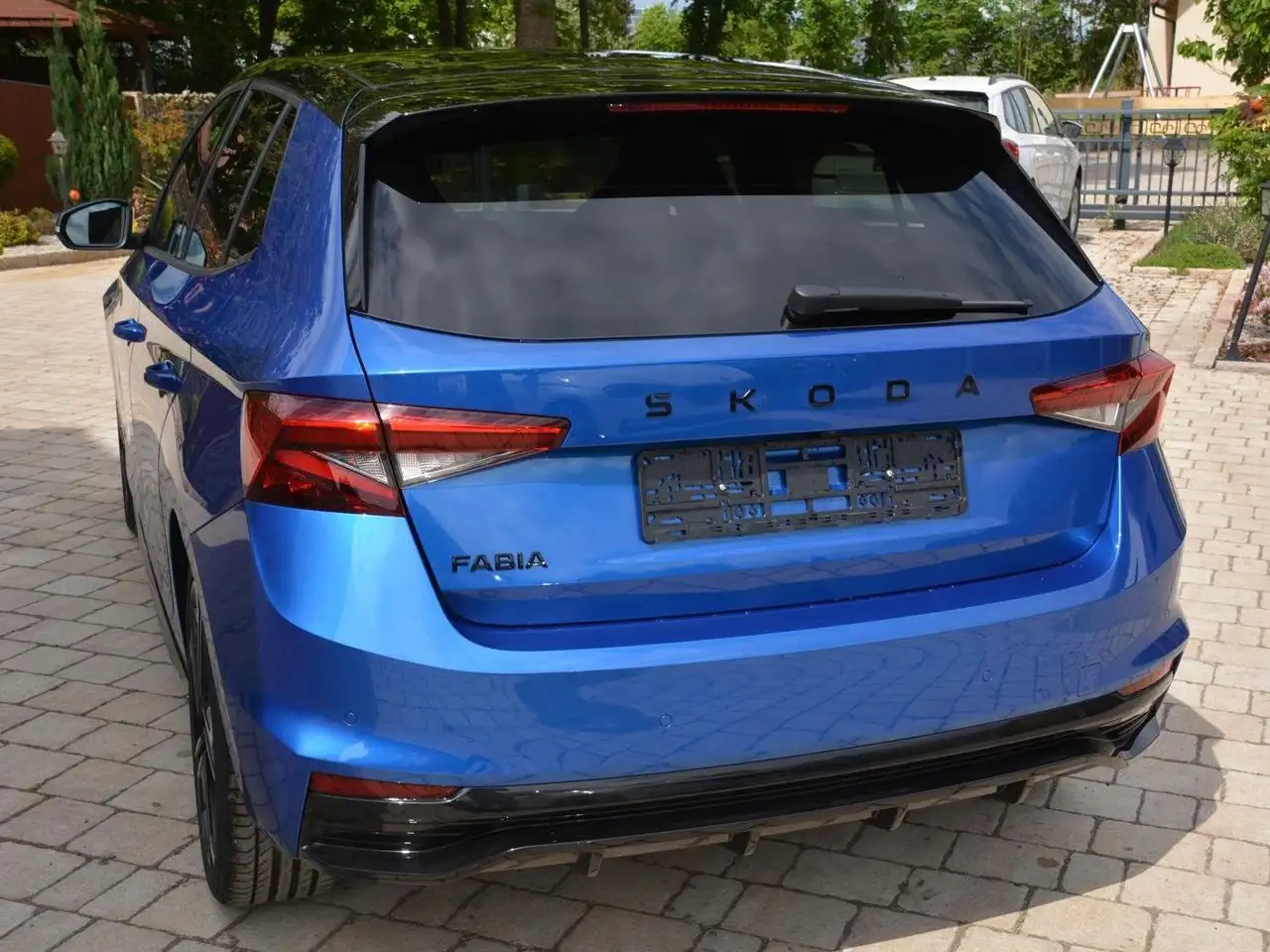 Skoda Fabia Monte Carlo Navi/ACC/18"/Panoramadach — Vehicle gallery 8