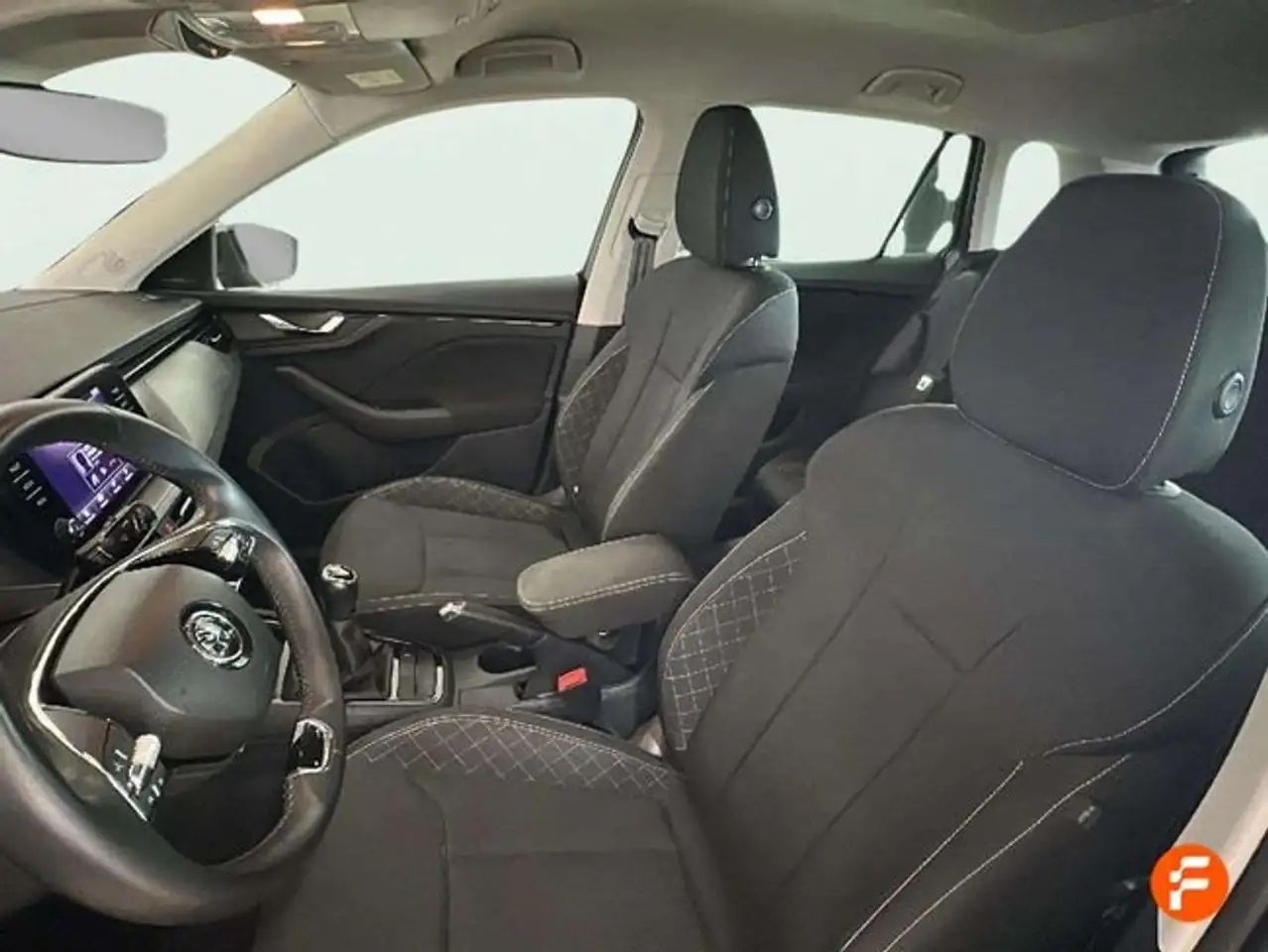 Skoda Kamiq 1.0 TSI Ambition 70kW — معرض صور السيارة 10
