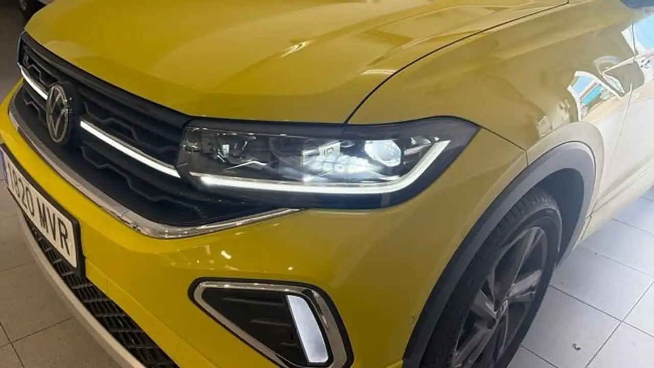 Volkswagen T-Cross 1.5 TSI 110KW DSG R-LINE 150 5P — معرض صور السيارة 18