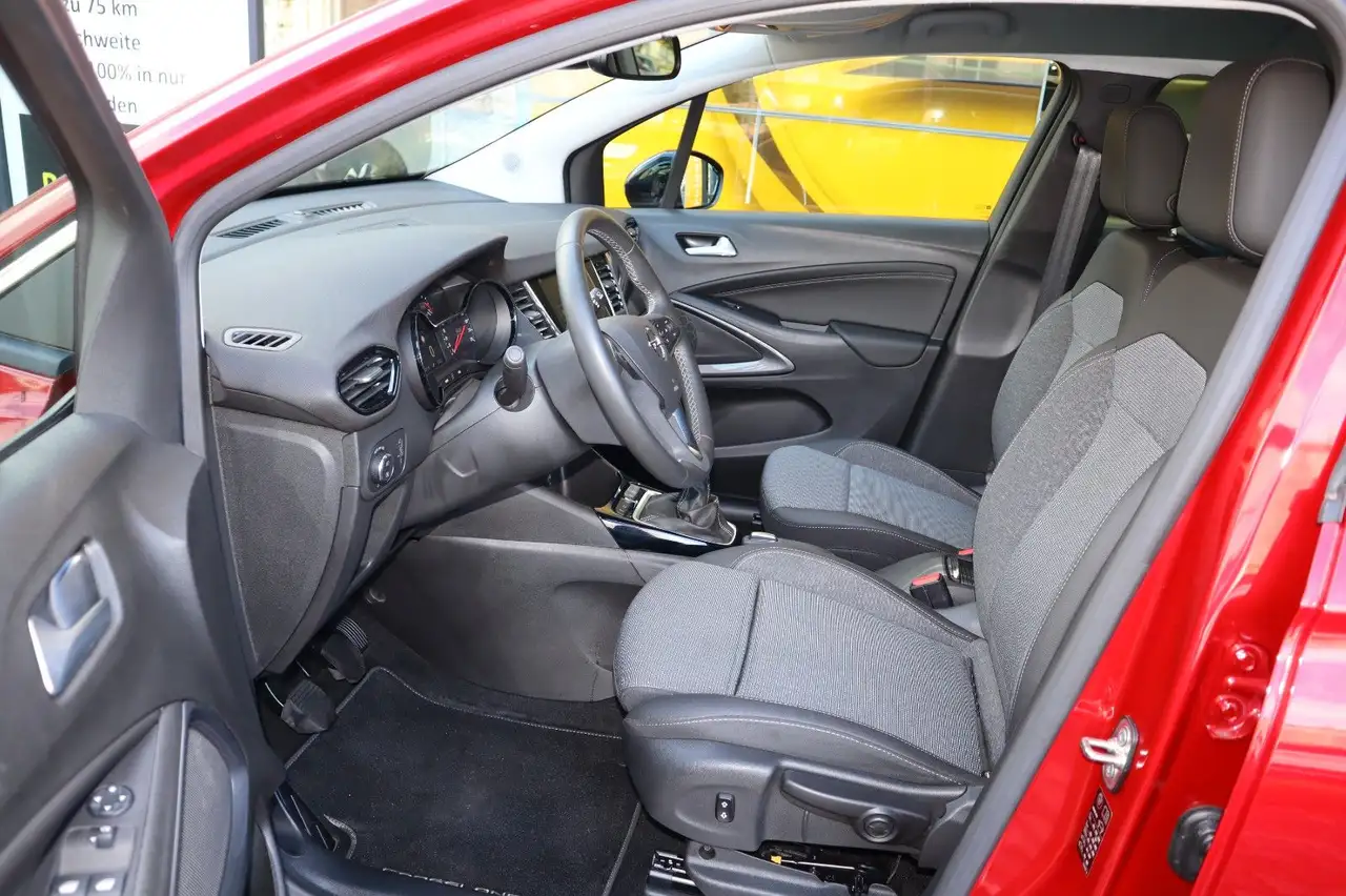Opel Crossland X Crossland 1.2T MT6 Elegance Navi Kamera Keyless — Galería del vehículo 4