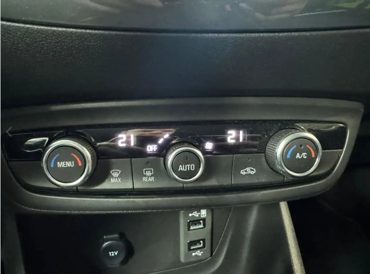 Opel Crossland 1.2 LED,Navi,Sitzheizung,Kamera — Galería del vehículo 18