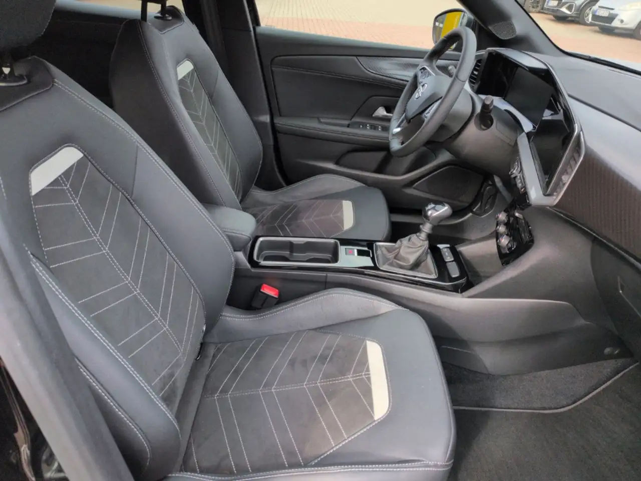 Opel Mokka Ultimate AHK LED Digitales Cockpit LED ACC Apple C — معرض صور السيارة 13
