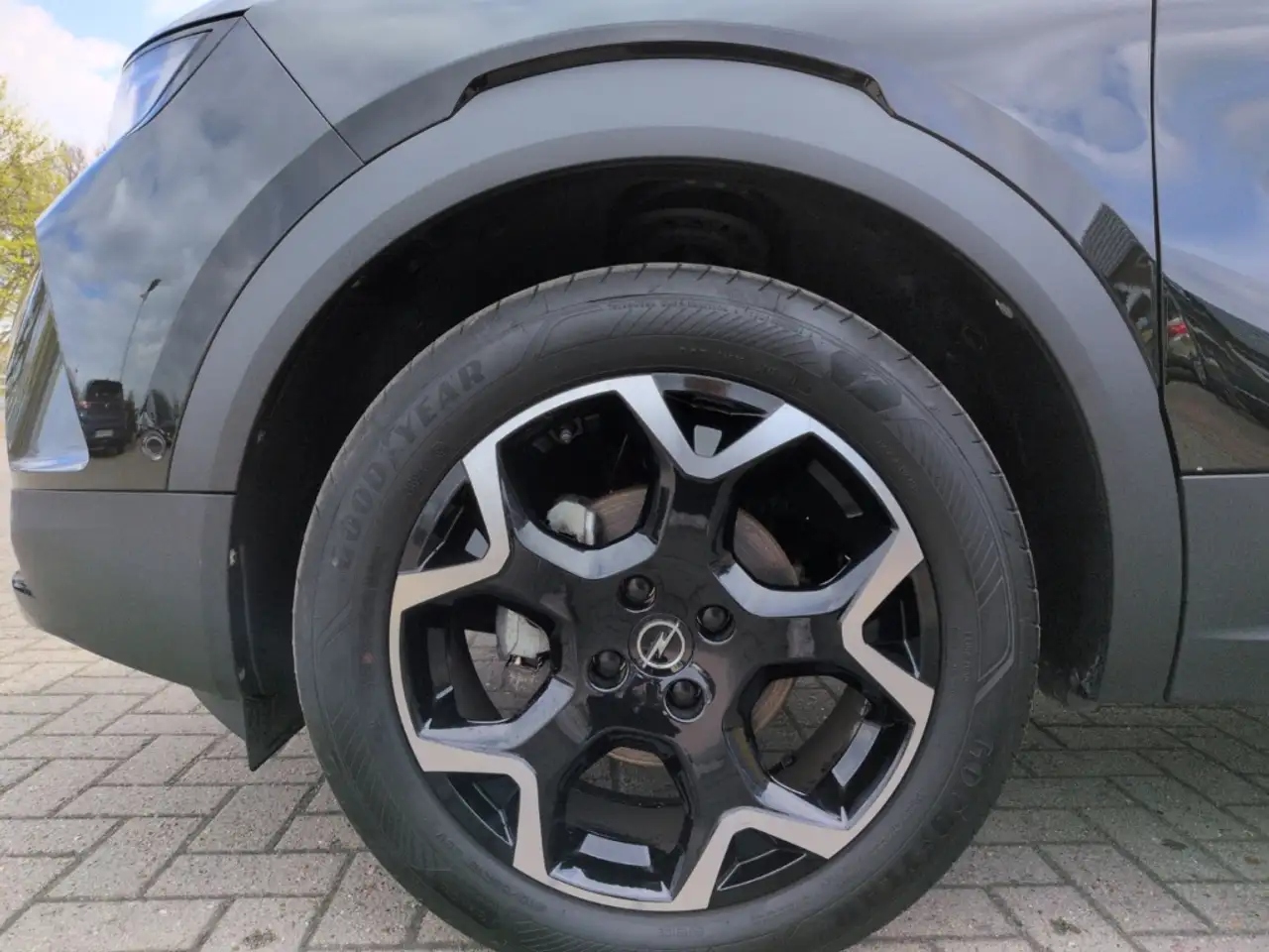 Opel Mokka Ultimate AHK LED Digitales Cockpit LED ACC Apple C — معرض صور السيارة 2