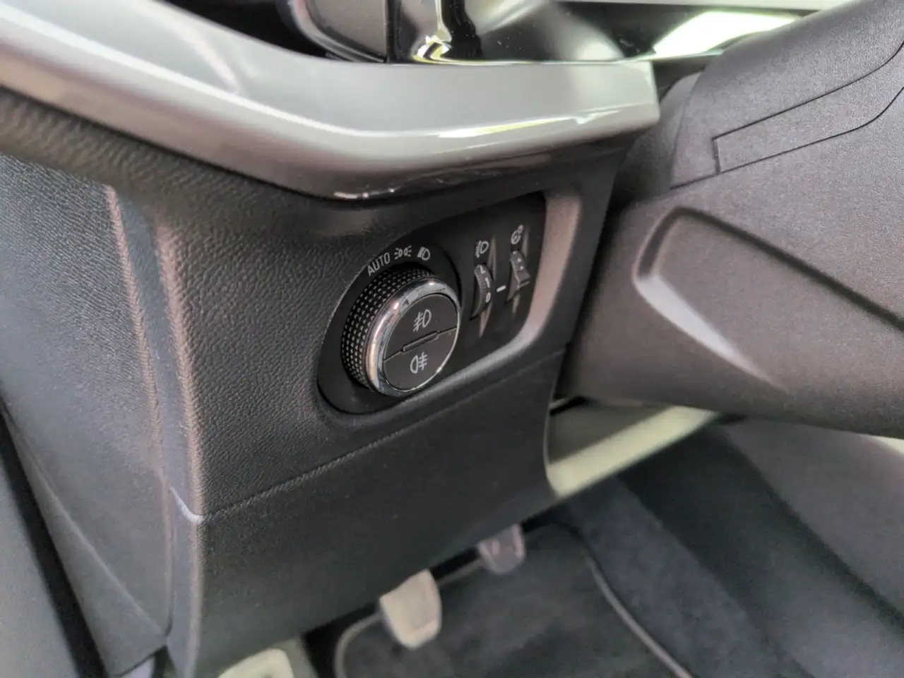 Opel Mokka Ultimate AHK LED Digitales Cockpit LED ACC Apple C — معرض صور السيارة 14