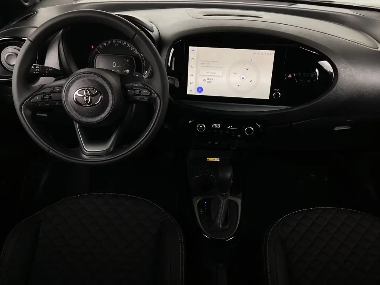 Toyota Aygo X S-CVT Explore — Vehicle gallery 7