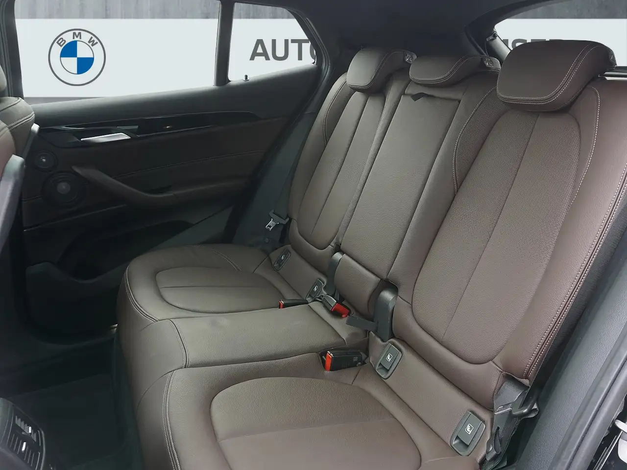 BMW X2 xDrive25e Head-Up+StHz+StKlima+Navi+Pano+SHZ — Galerie du véhicule 10