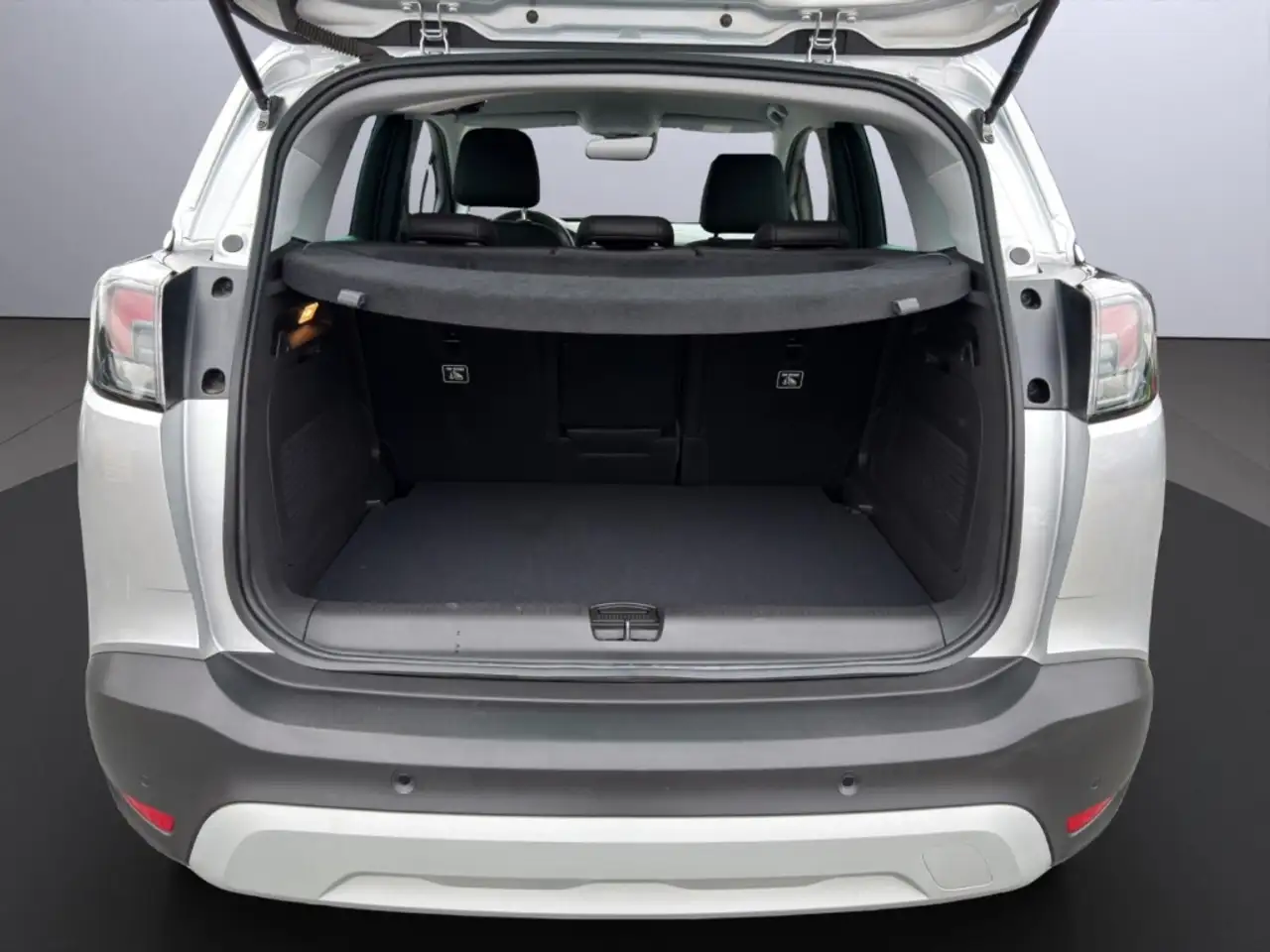 Opel Crossland Elegance Paket ATG Klimaautom Navi PDCv+h Temp NSW — Vehicle gallery 16