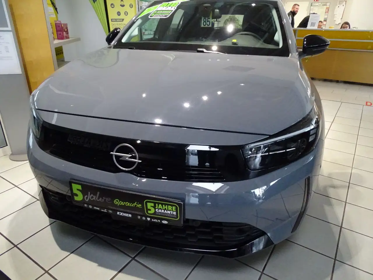 Opel Corsa F 1.2 LED+SHZ+Winterp+Kam+LM+DAB+Bluetooth — معرض صور السيارة 3
