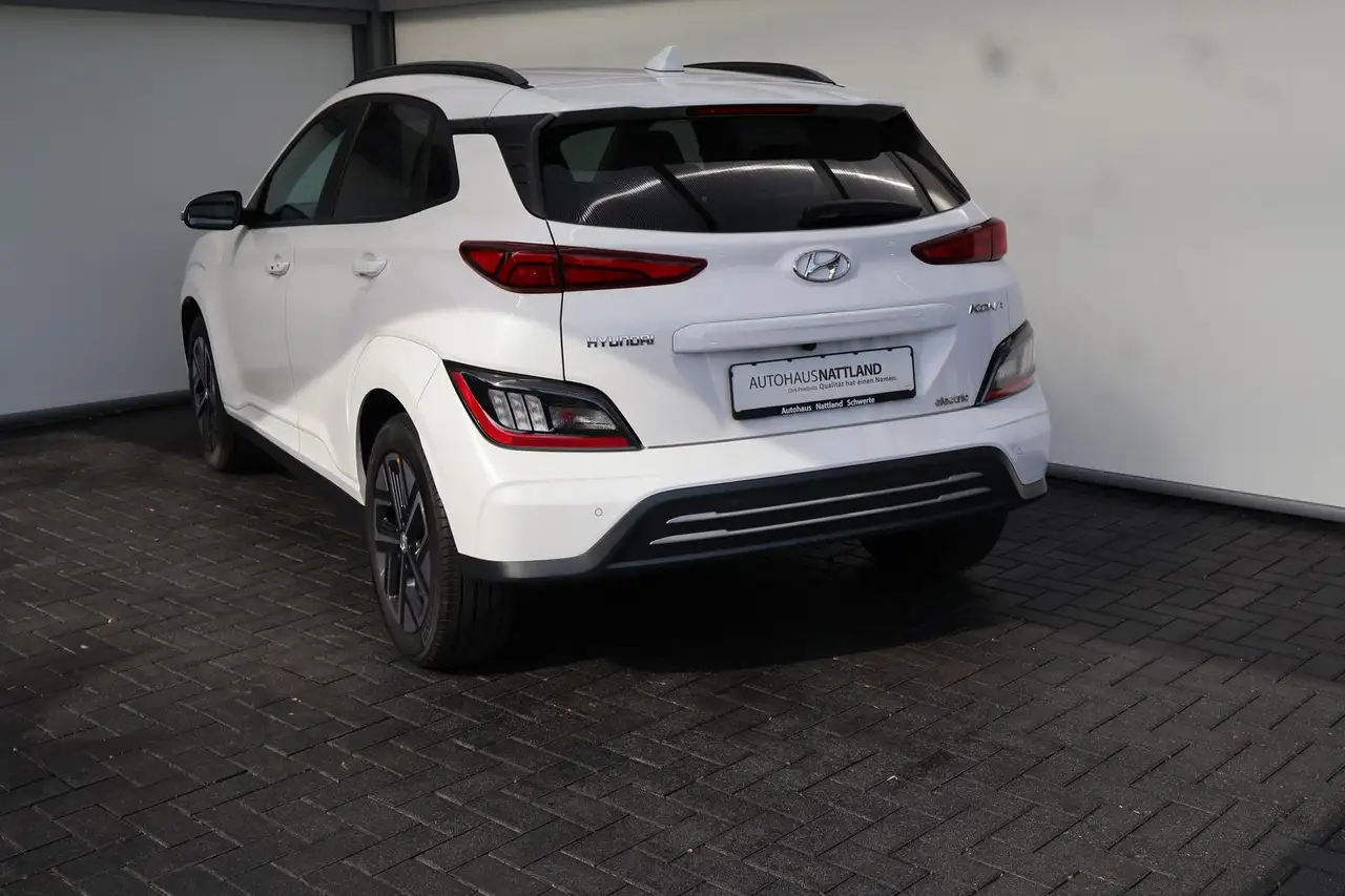 Hyundai KONA RFK LED DAB Navi Sitzh. 1.Hd. — Galerie du véhicule 5